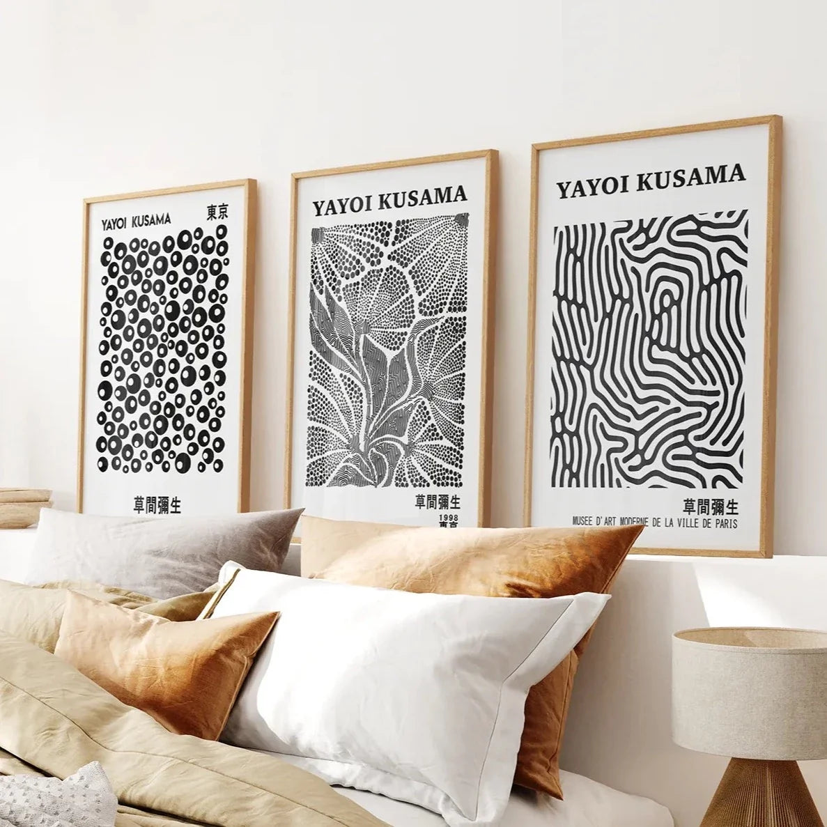 Schwarz-Weißes 3-teiliges abstraktes Kusama-Kunstset