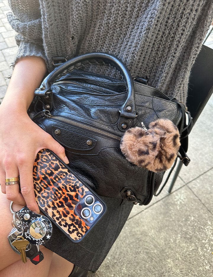 Fuzzy Heart w/ WF Charm | Leopard