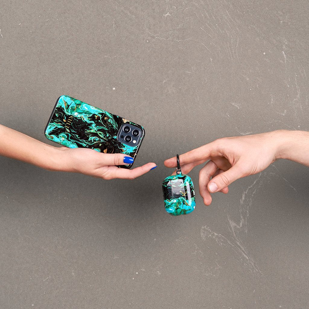 Misty Emerald AirPods-Hülle
