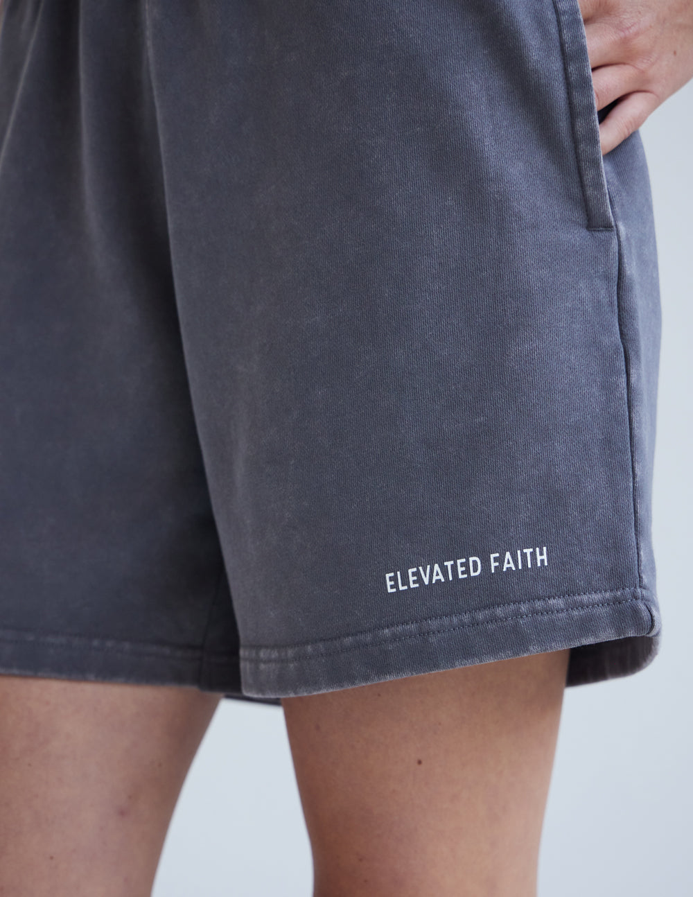 Basics Rauchgraue Damen-Shorts