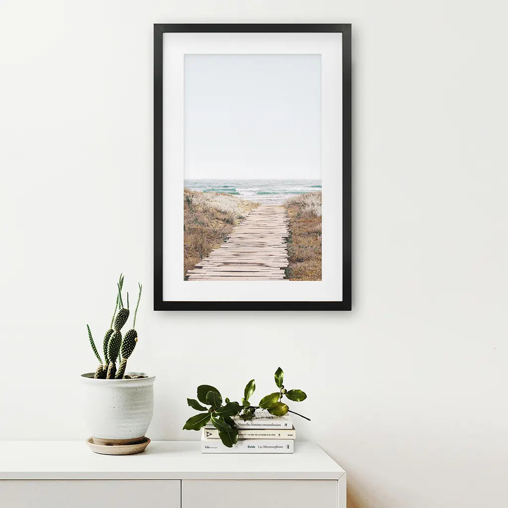 Beige Strandweg Wanddekoration. Moderner Boho-Druck
