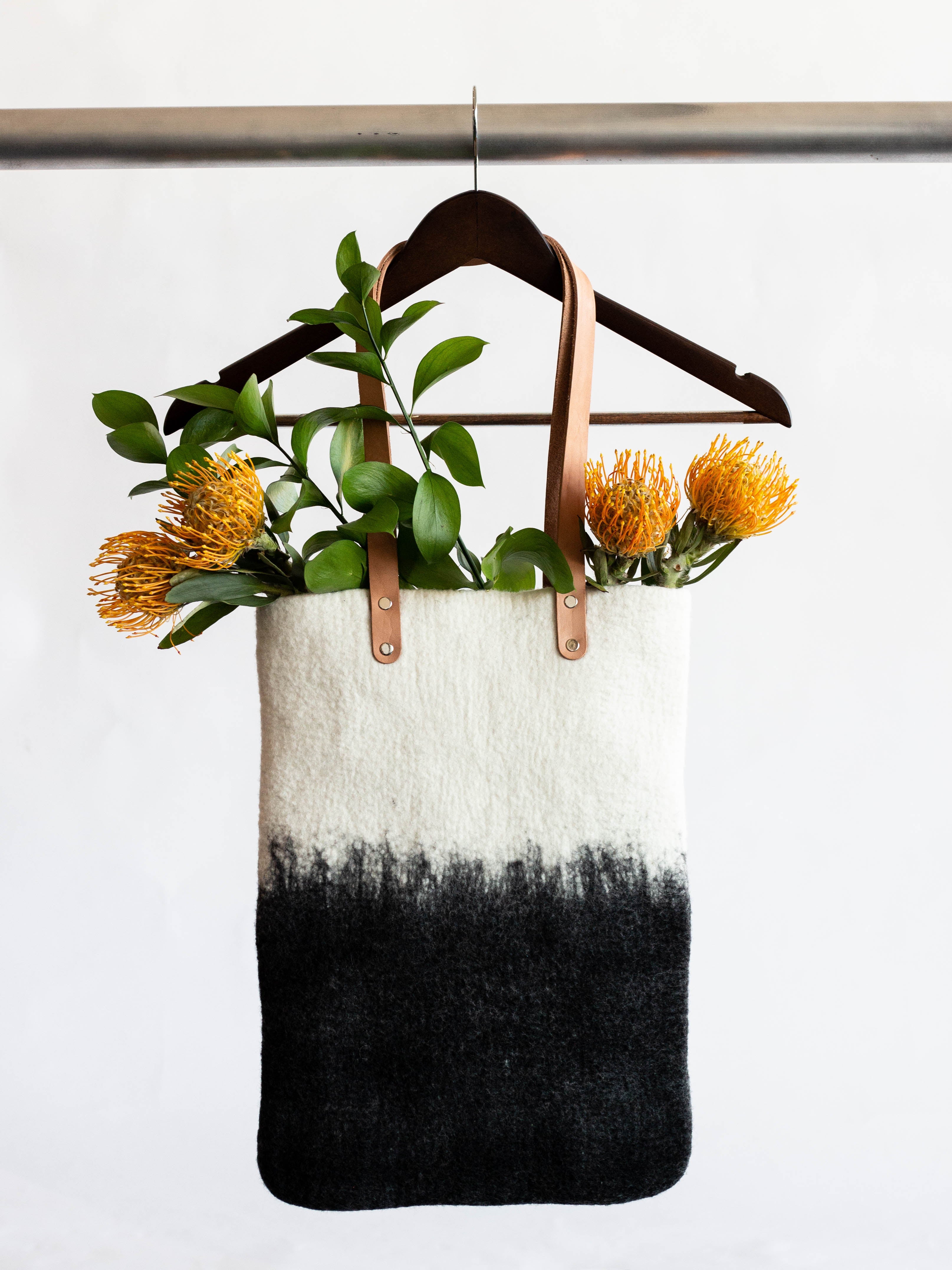 Eclipse Handgefilzte Wolltasche