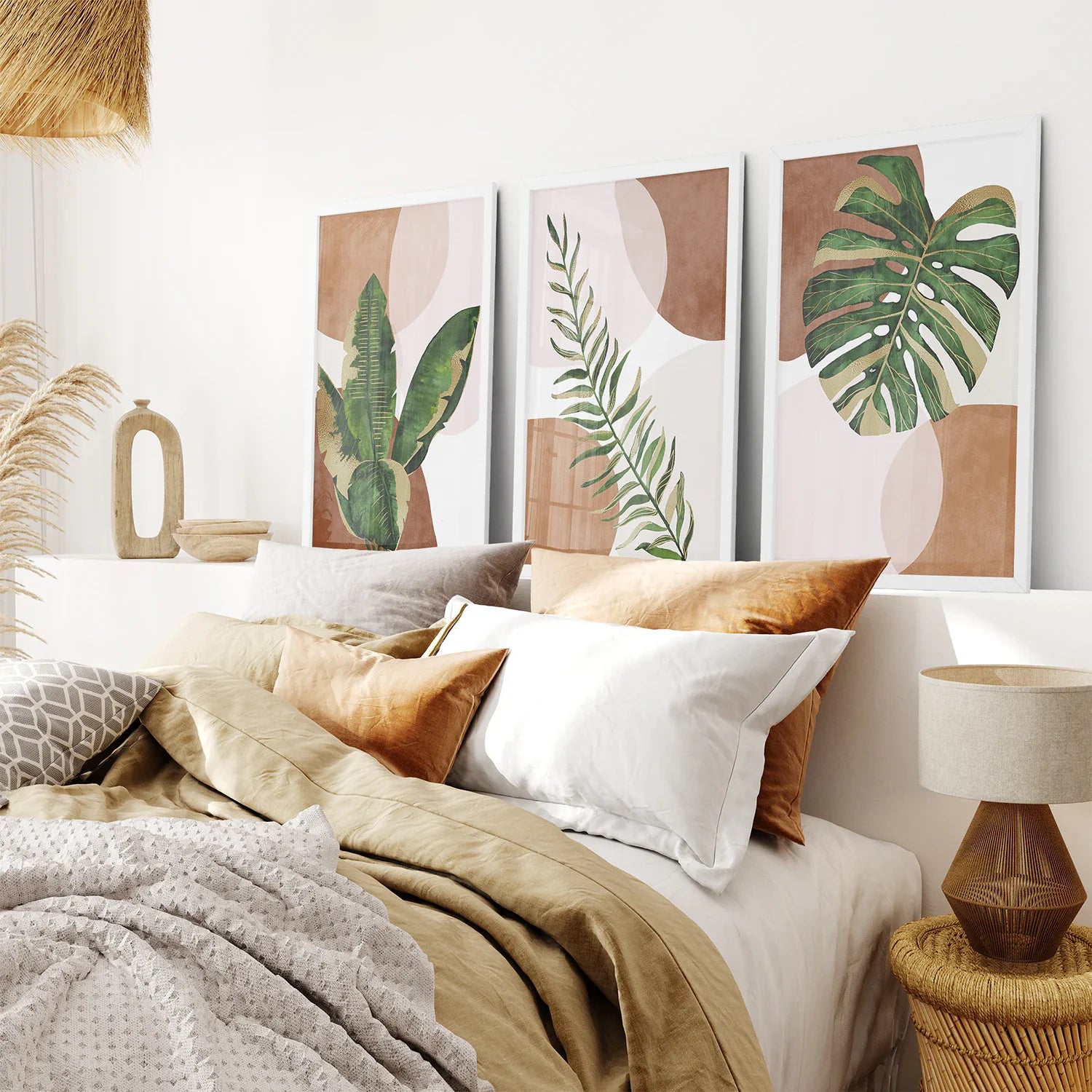 3-teilige Terrakotta Boho Wandkunst. Grüne tropische Blätter