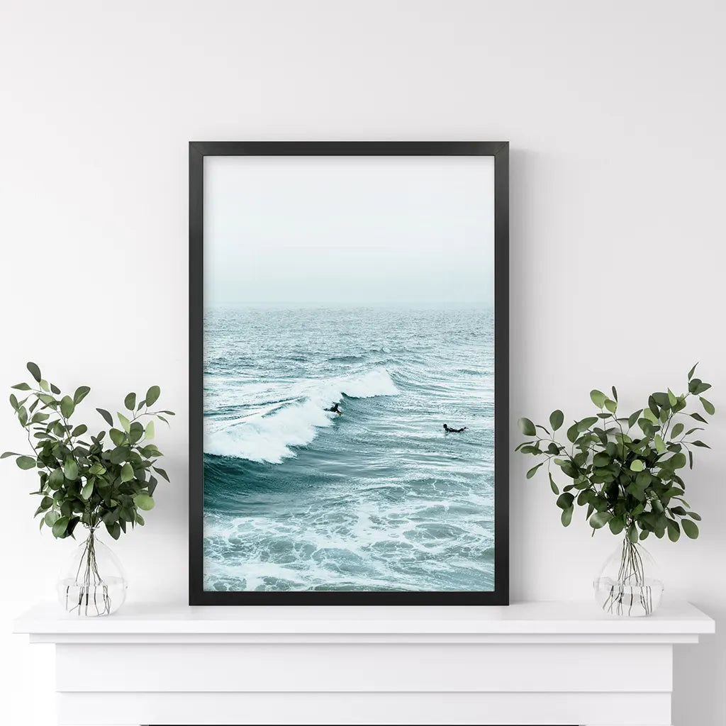Große blaue Meereswellen. Surfer-Motiv