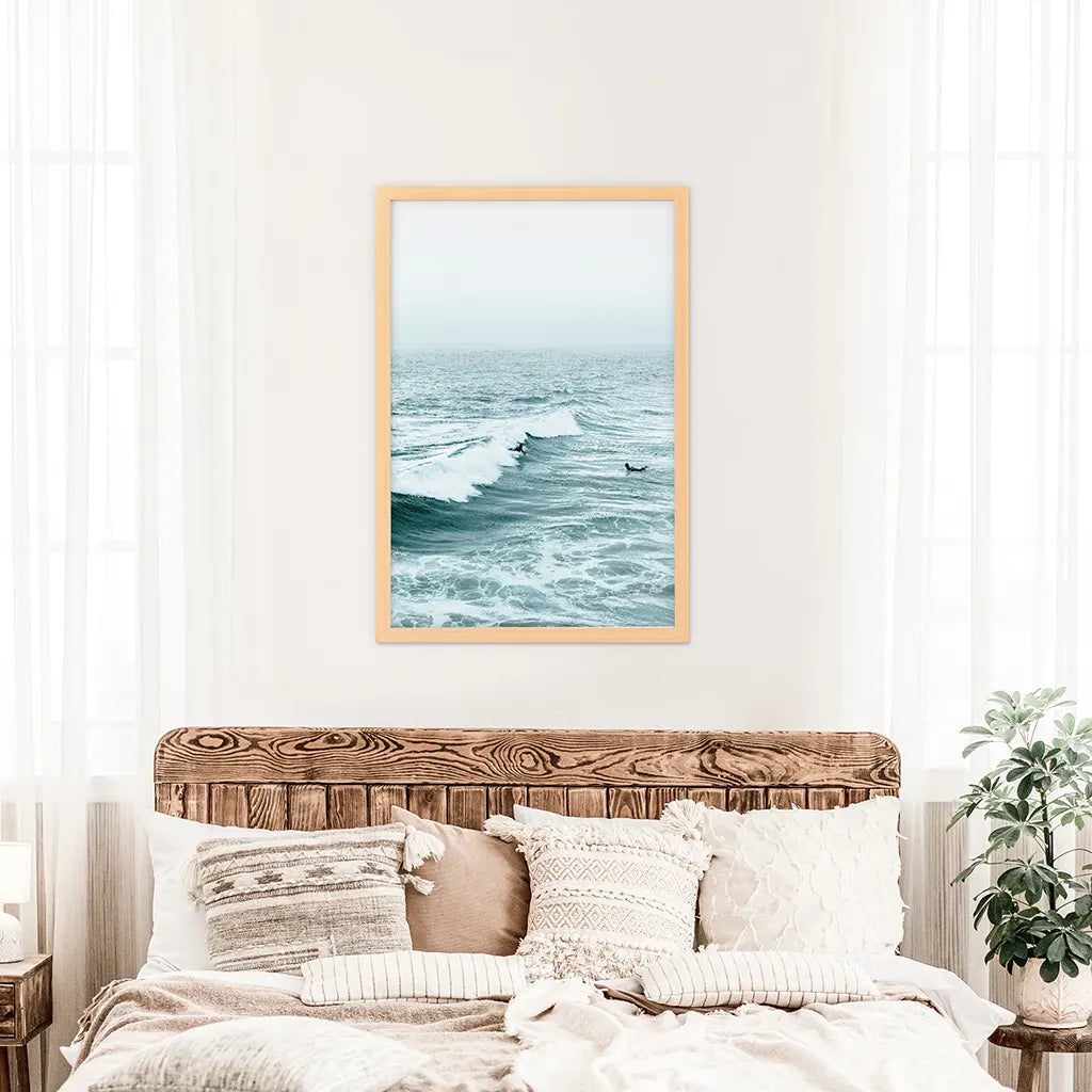 Große blaue Meereswellen. Surfer-Motiv