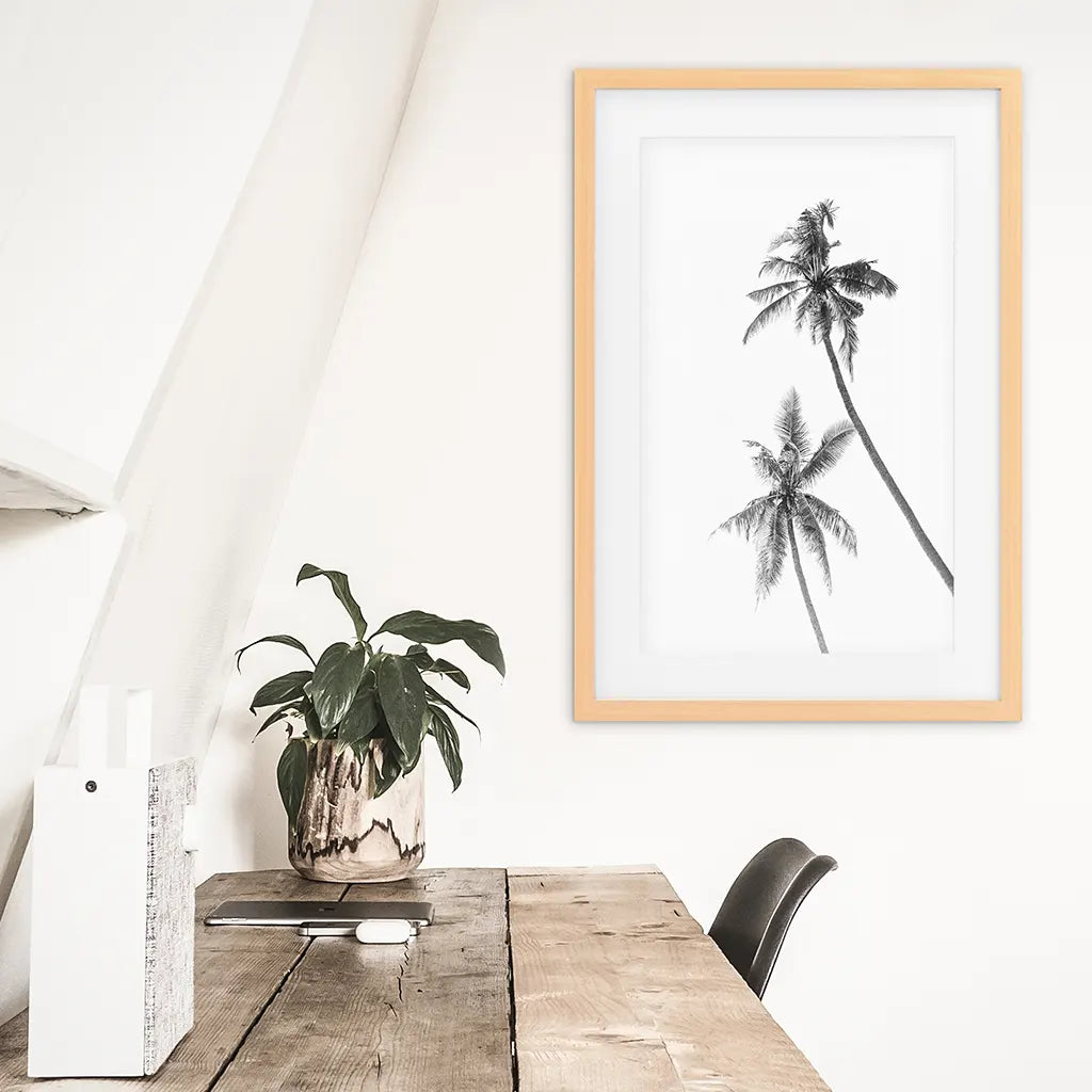 Minimalistisches Schwarz-Weiß-Palmen-Poster. Hawaii-Thema