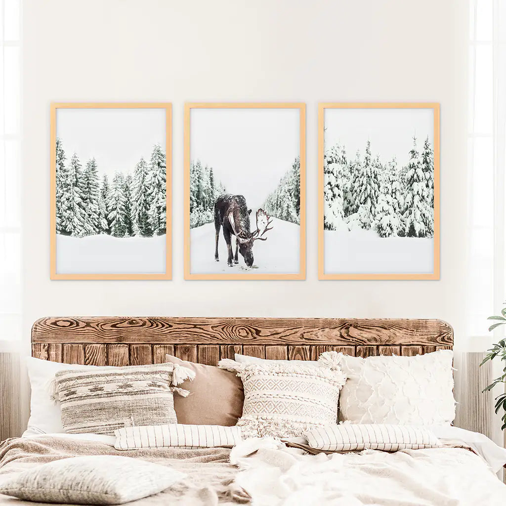 Nordisches Winter-Wandbild 3er-Set. Verschneiter Wald und Elch