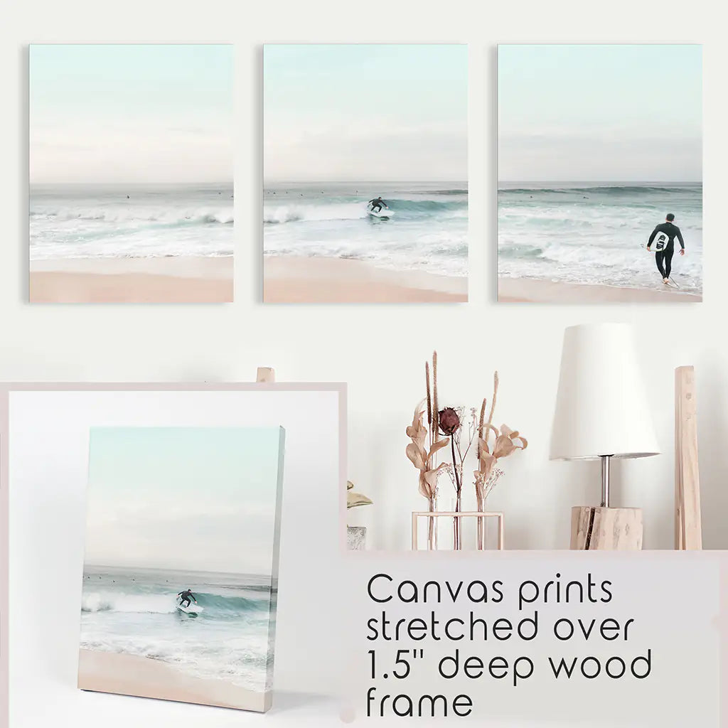 Ocean Beach Surf Kunstdrucke. Wandkunst in Türkis- und Rosatönen