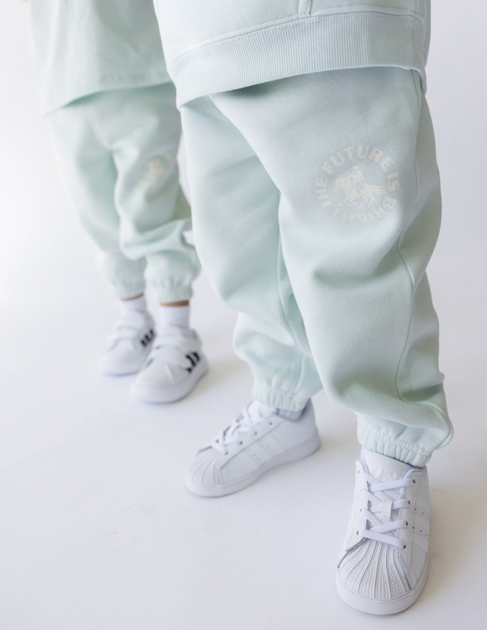 The Future Is Bright Kinder-Sweatpant