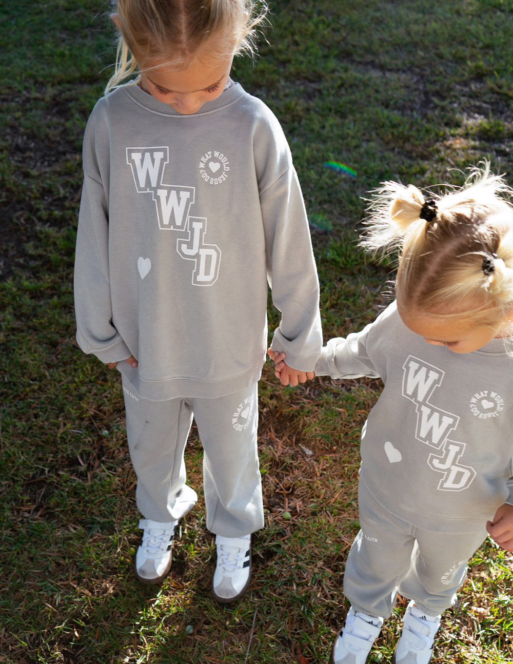 WWJD Varsity Kids Rundhalsshirt