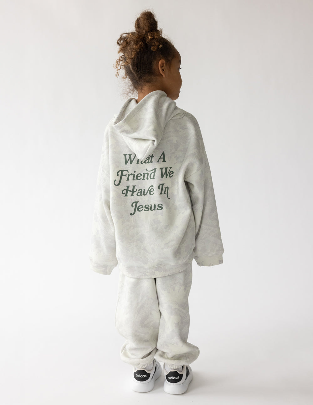 What a Friend in Jesus Camo Kinder Hoodie