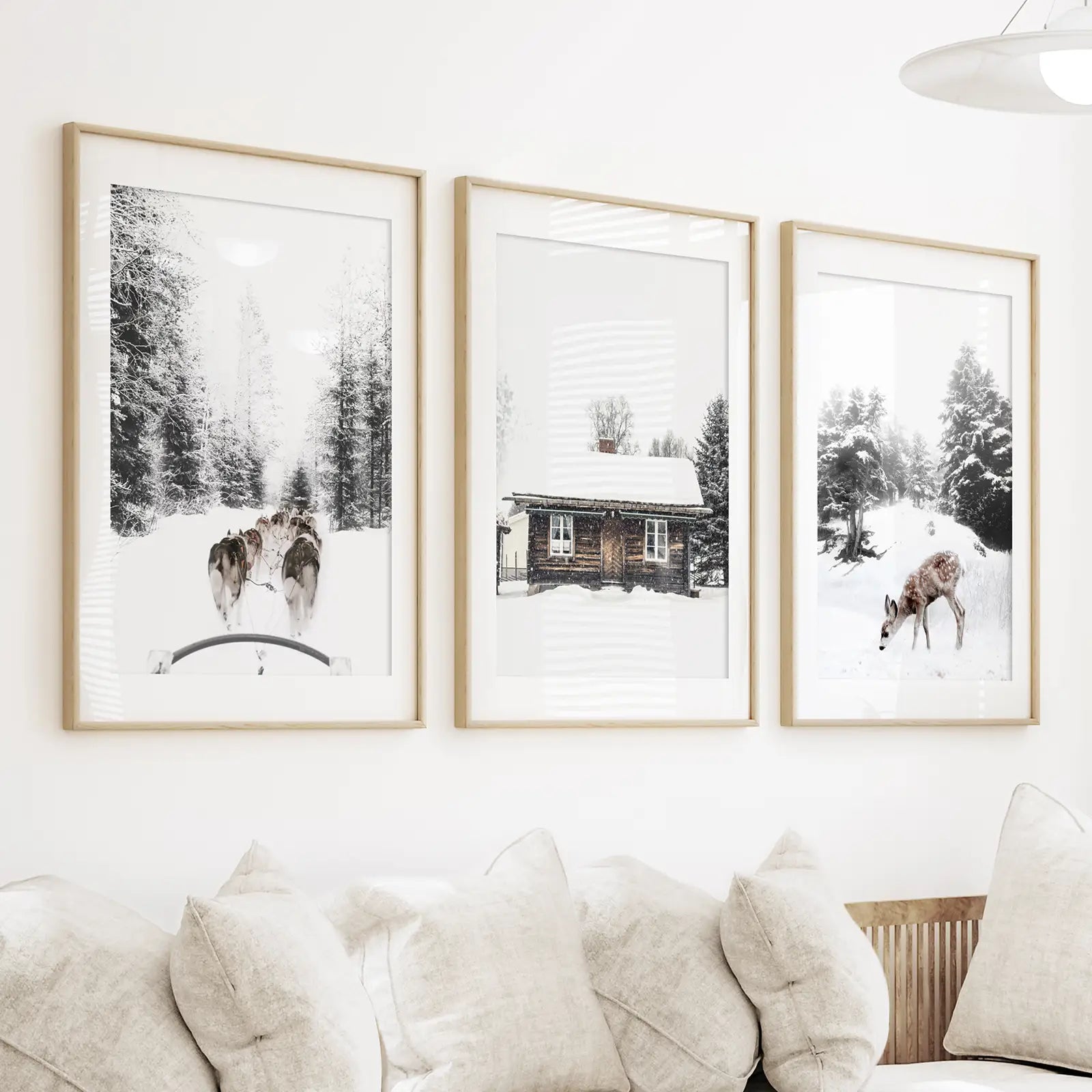 Weihnachtsstimmung 3er-Set Kunstdrucke. Rehkitz, Blockhütte, Schlittenfahrt