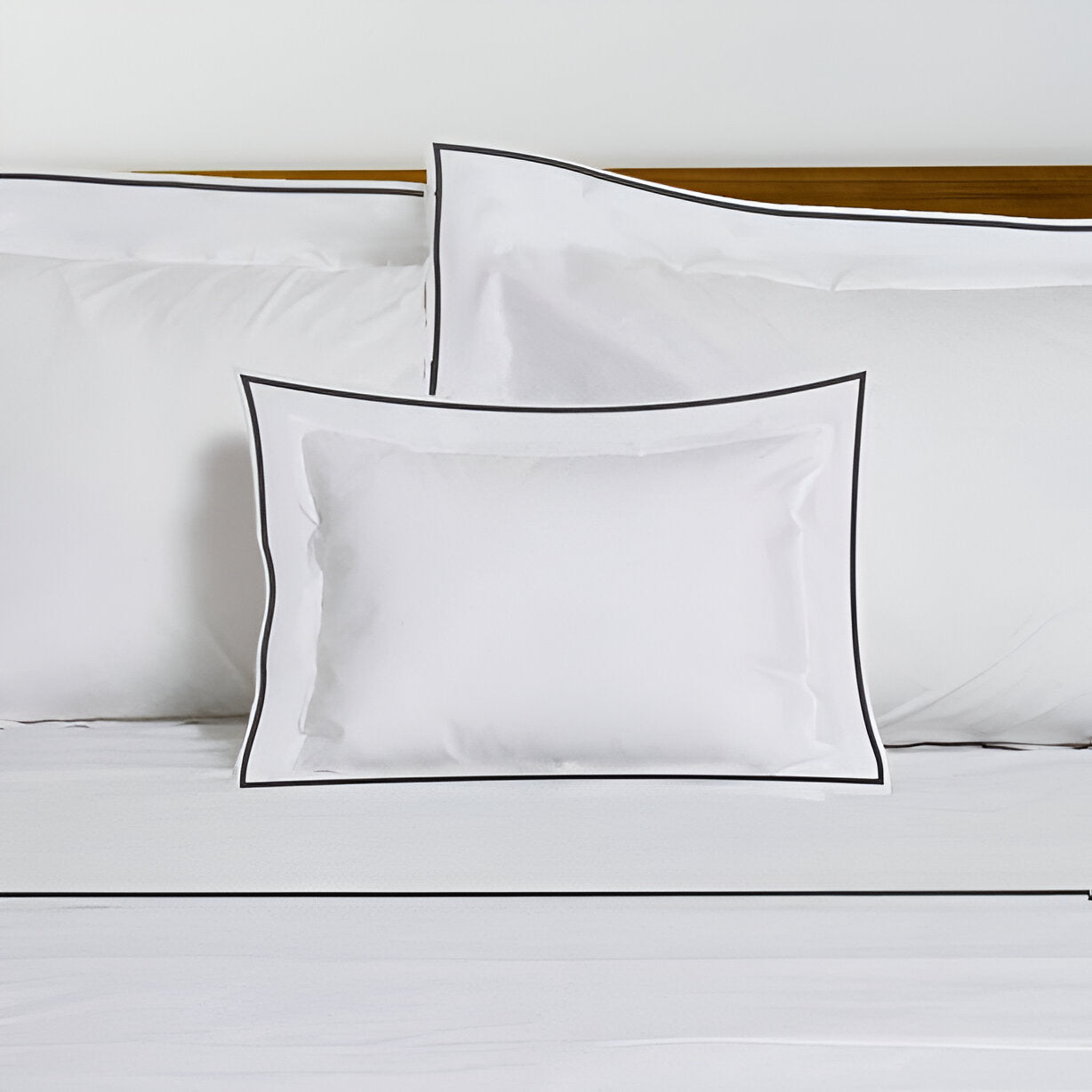 400TC Embroidery Cotton Sateen Solid Duvet Cover Set