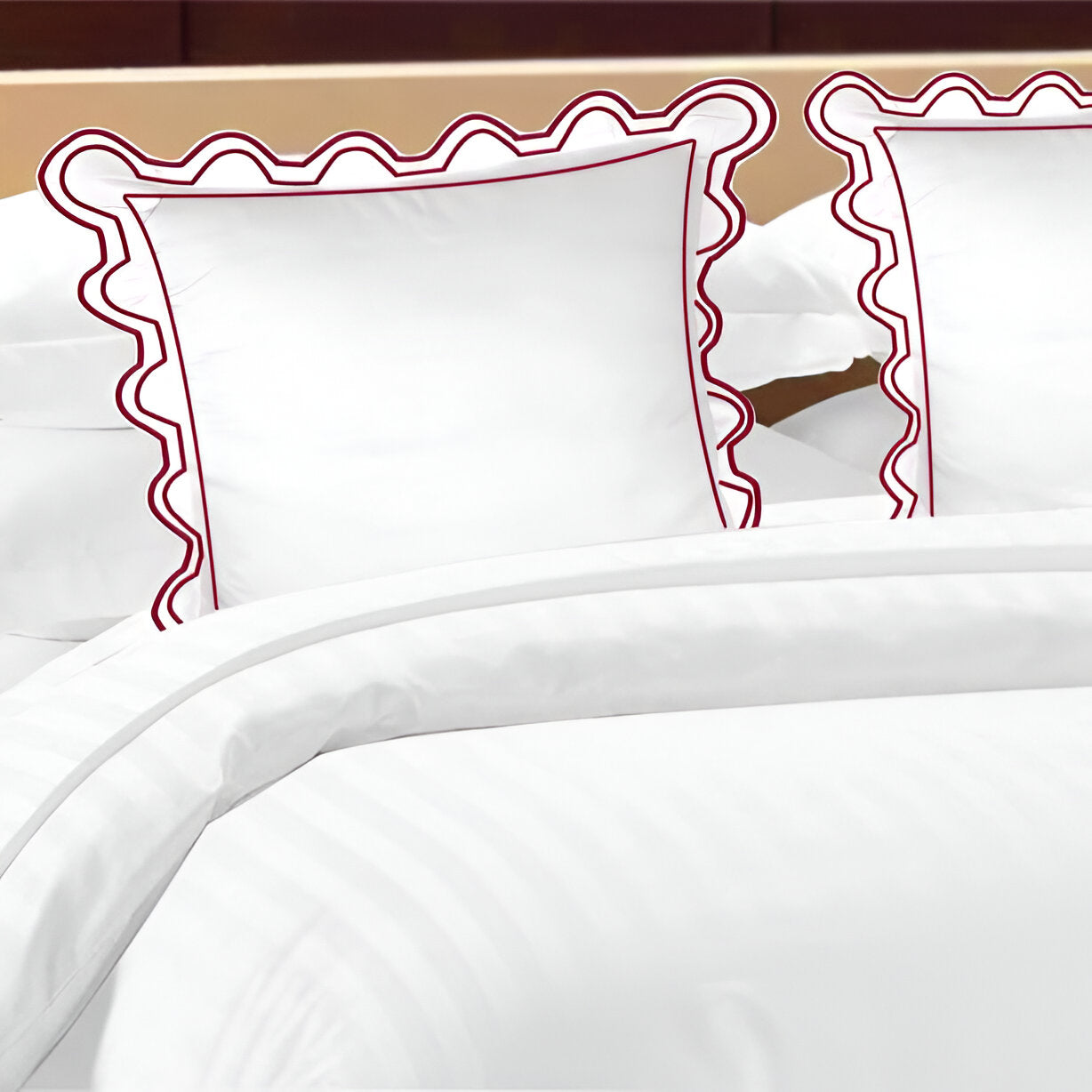 400TC U Shape Scallop Embroidery Cotton Duvet Cover Set
