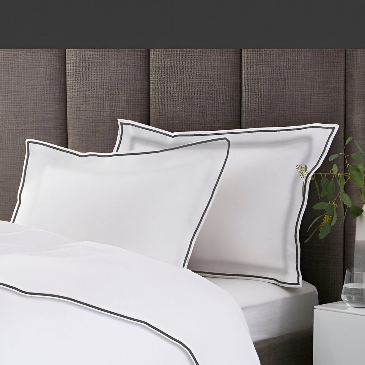 400TC Embroidery Cotton Sateen Solid Duvet Cover Set