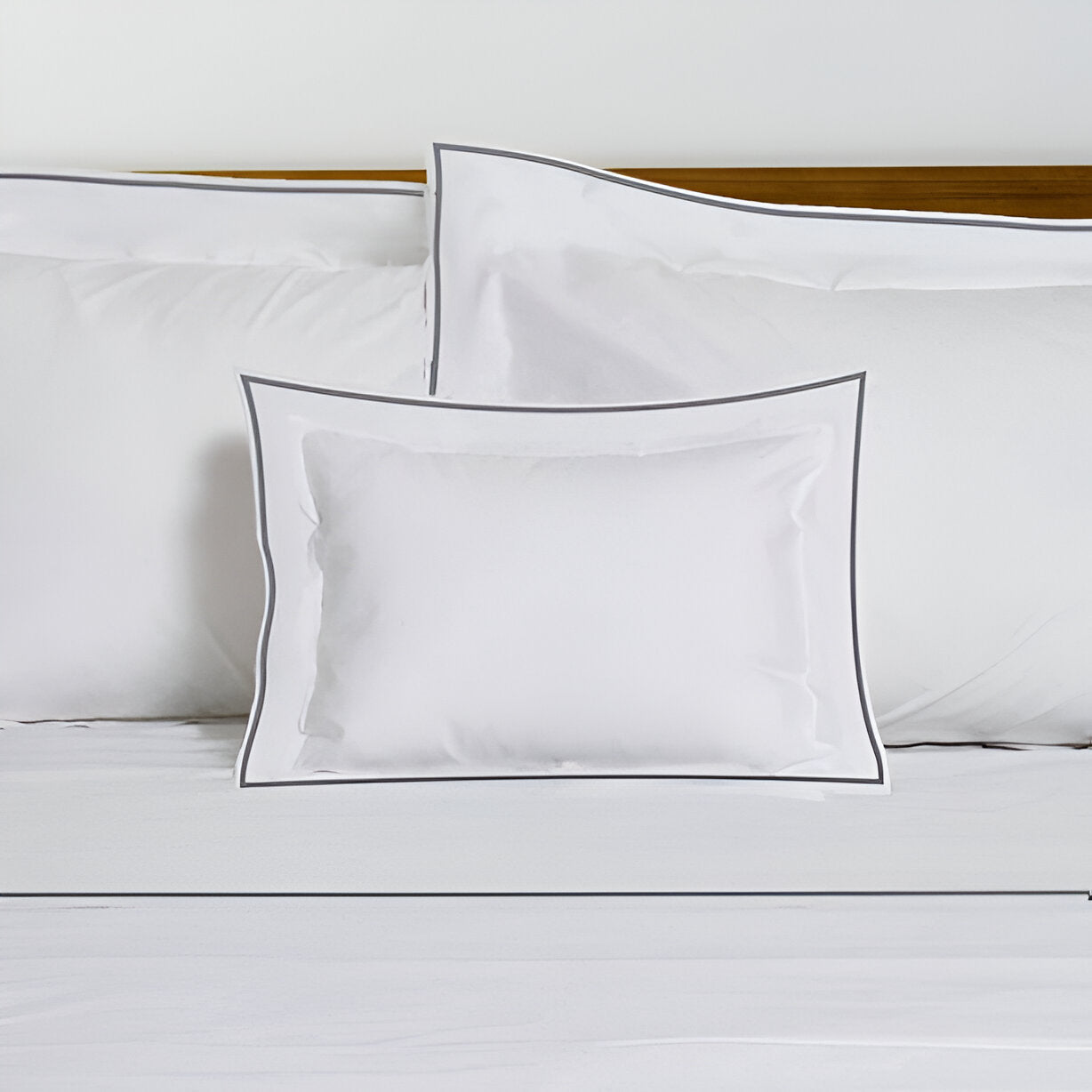 400TC Embroidery Cotton Sateen Solid Duvet Cover Set