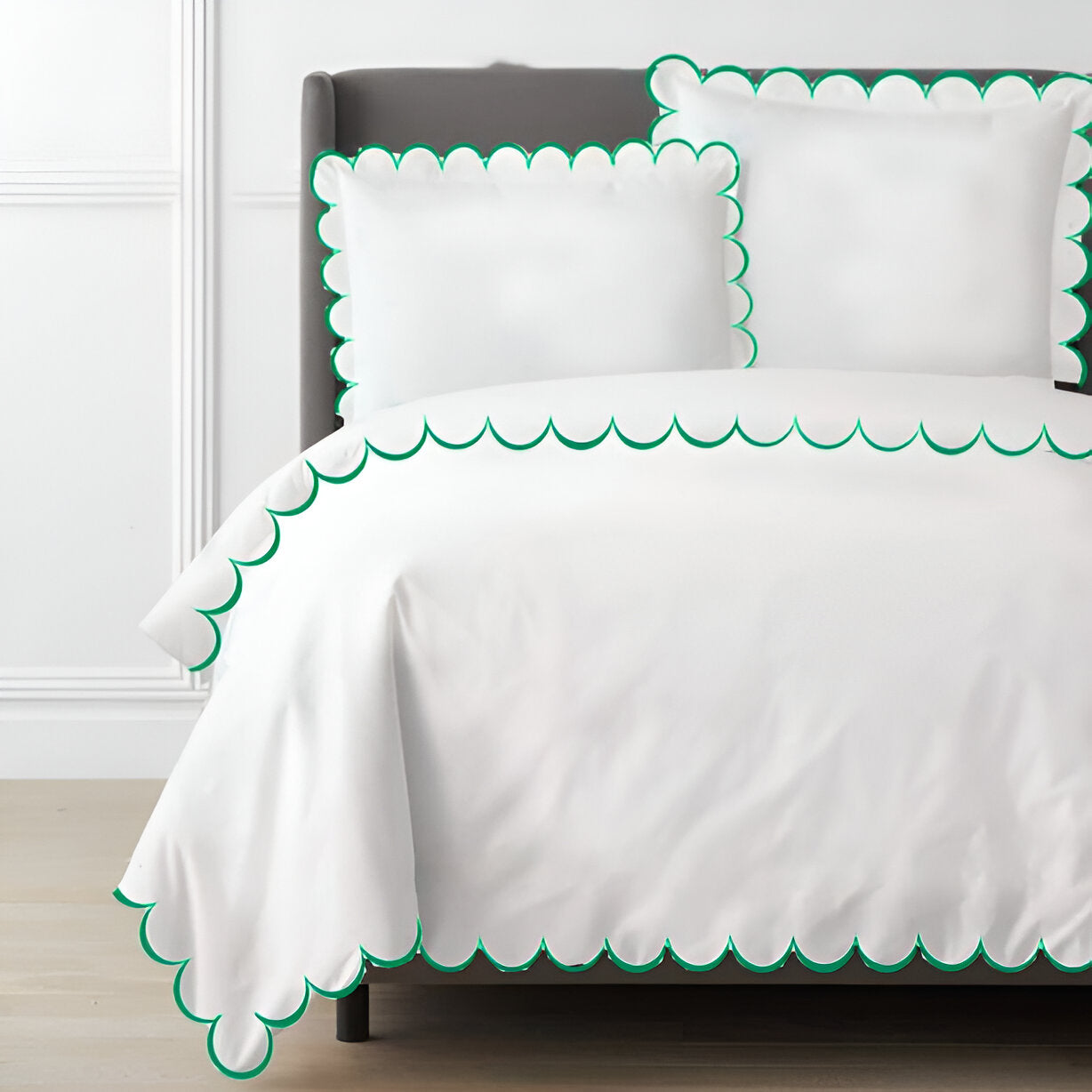 Allena 400TC Cotton Scallop Embroidery Sateen Solid Duvet Cover Set