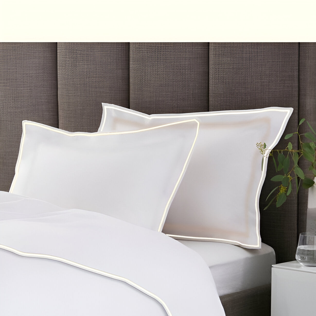 400TC Embroidery Cotton Sateen Solid Duvet Cover Set