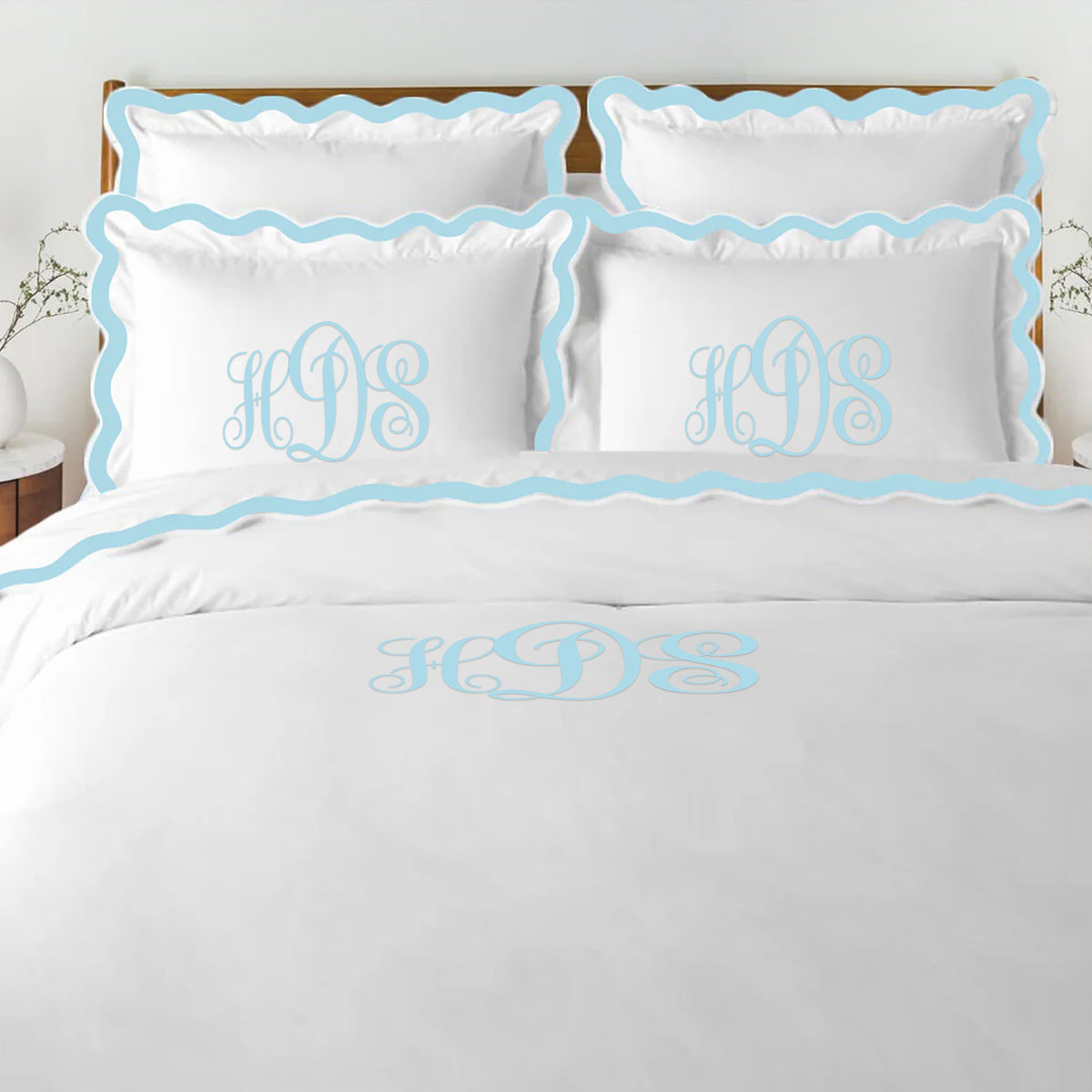 Monogram 400TC Applique Scalloped Embroidery Cotton Duvet Cover Set