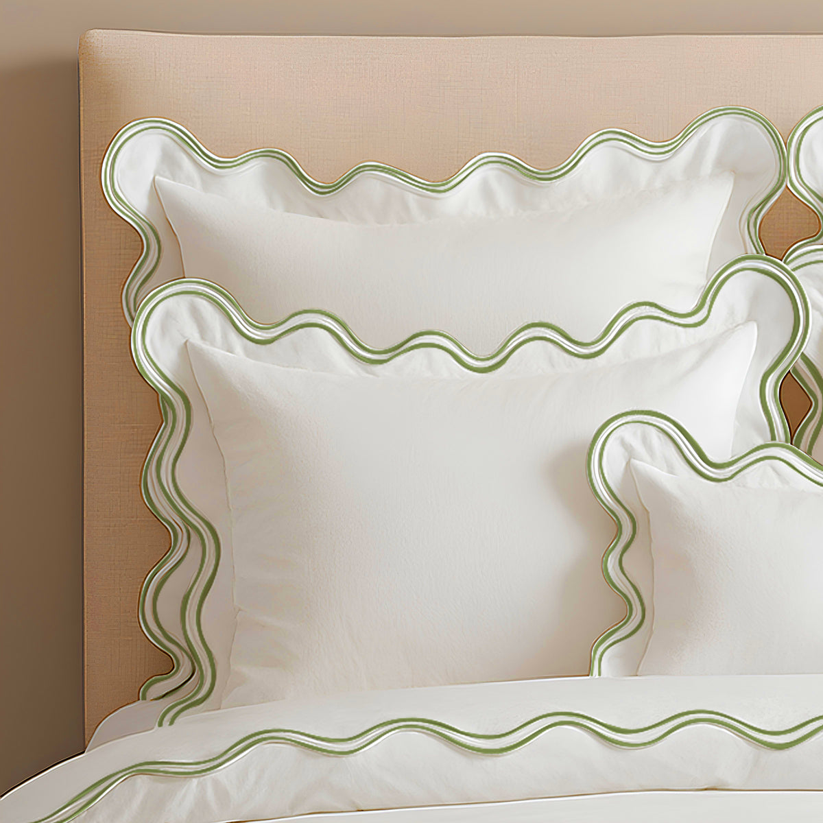 400TC Cotton Sateen Luxurious Double Scalloped Duvet Cover Set