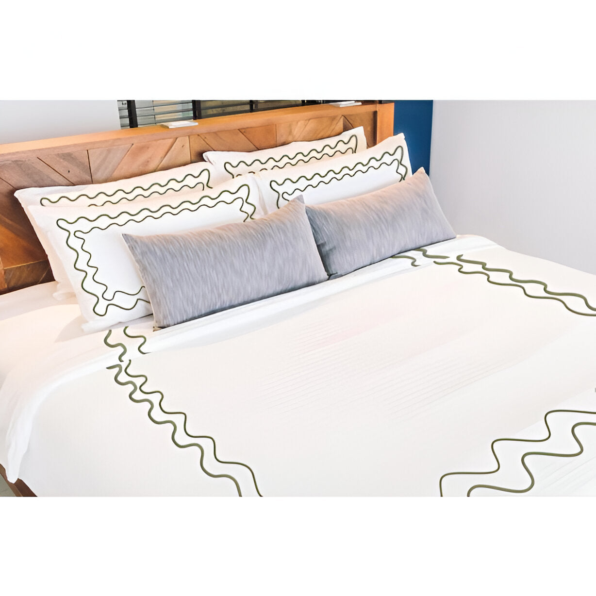 Double Wavy Embroidered Cotton Duvet Cover Set