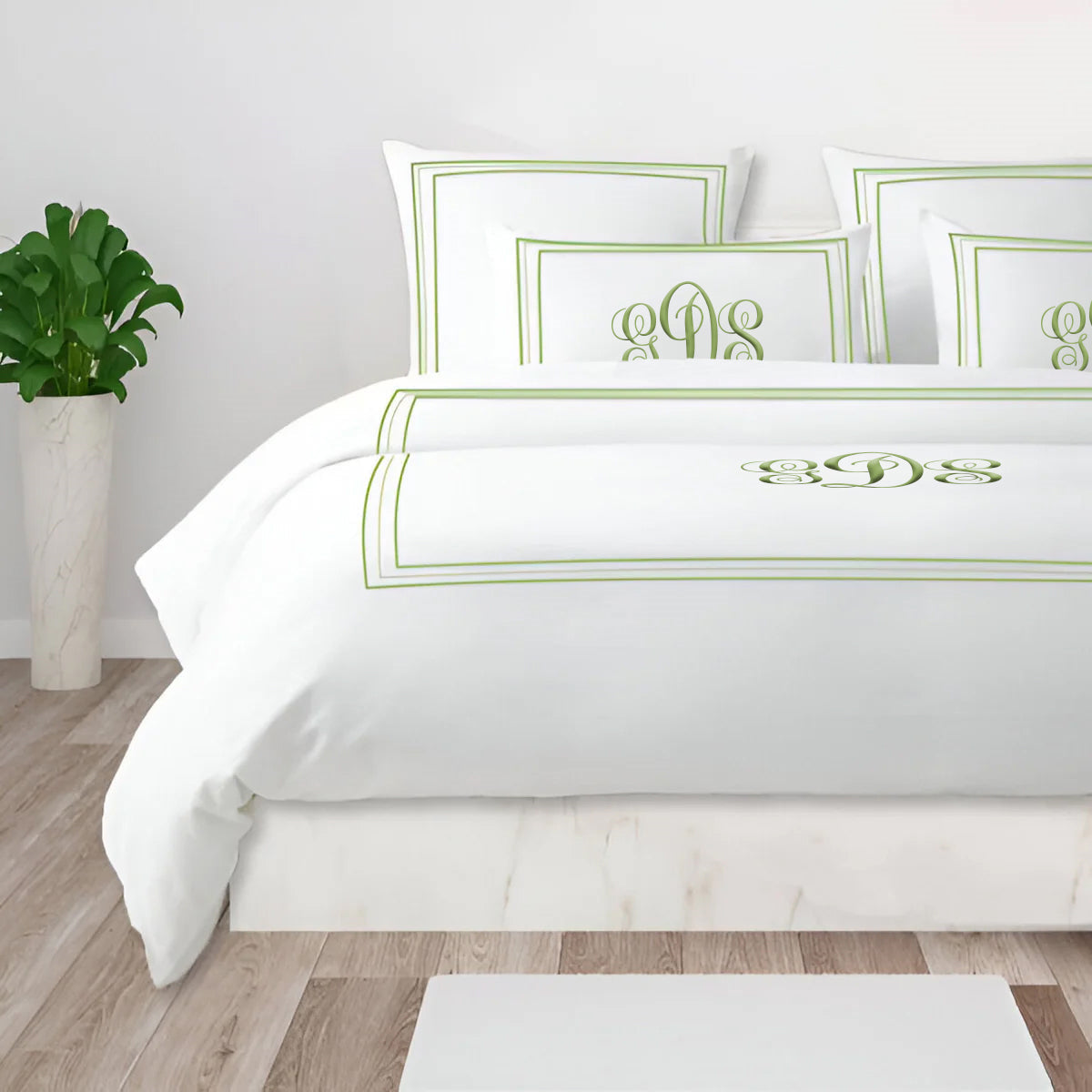 Monogram 400TC Cotton Classic Embroidery Sateen Solid Duvet Cover Set