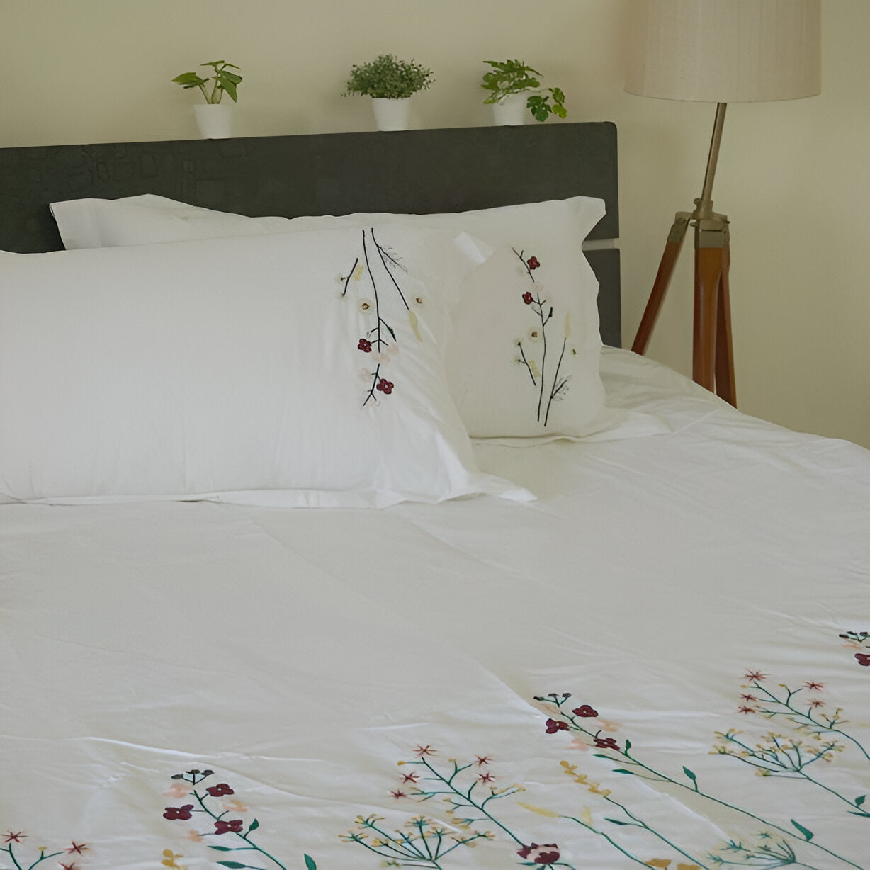 Floral Botanical Embroidered Cotton Sateen Duvet Cover Set