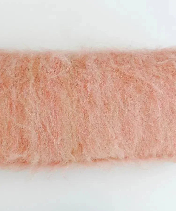 Rosa handgewebtes Wollkissen – Gebürstete Textur
