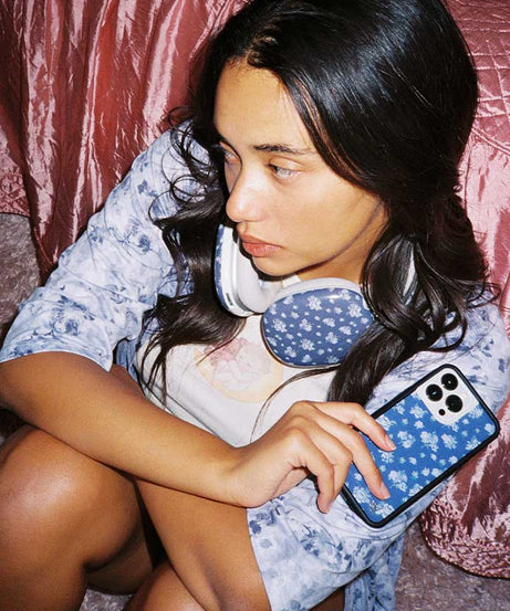 Sugar Plum Floral Airpod Max Case
