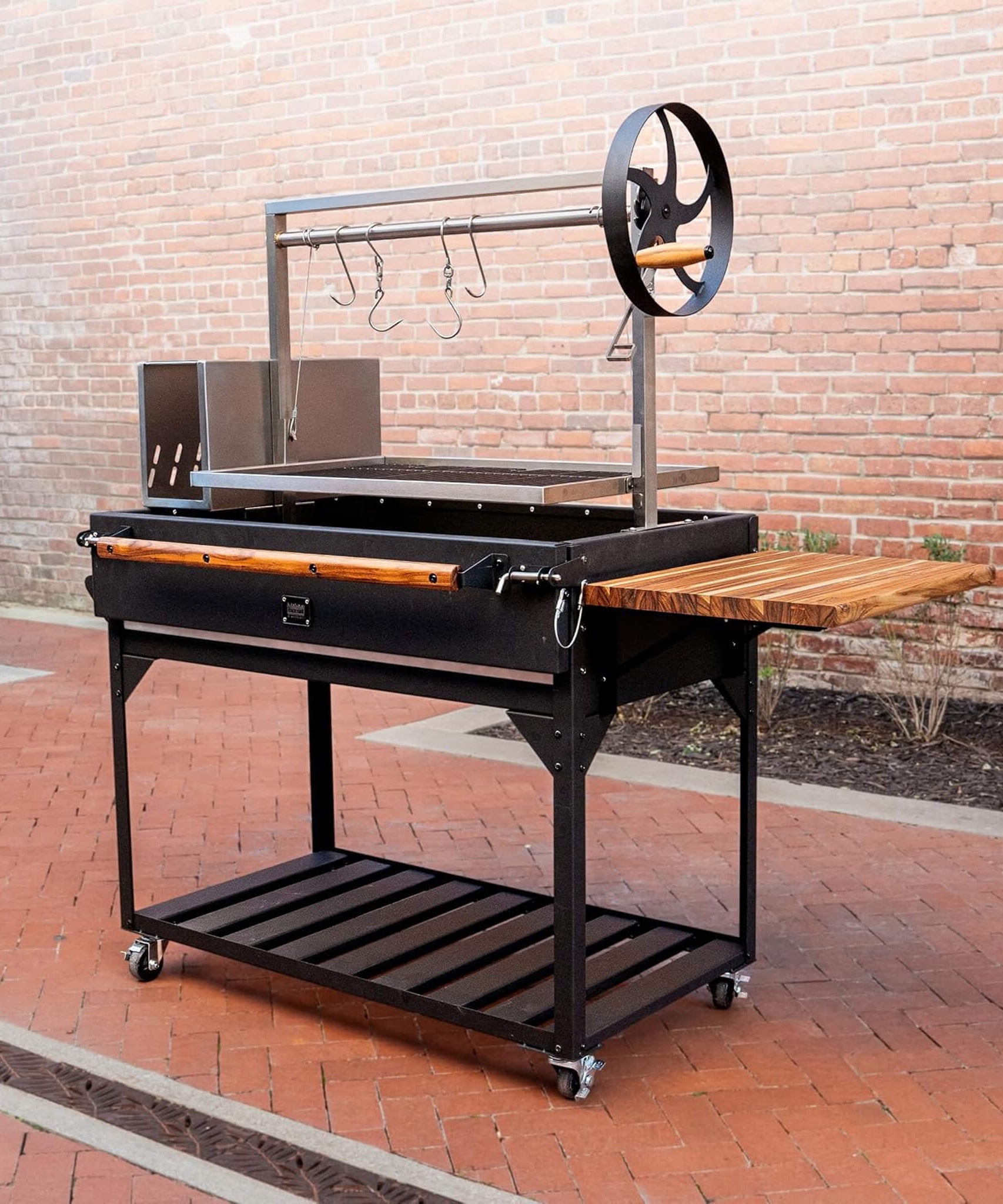 [05X02FT] Heavy-Duty Argentine Santa Maria Wood Fire And Charcoal BBQ Grill With Brasero (SAK52731)