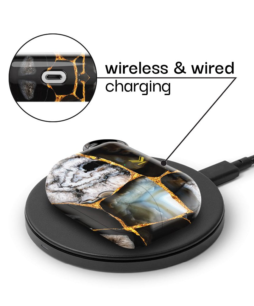 Glänzendes Onyx AirPods Case