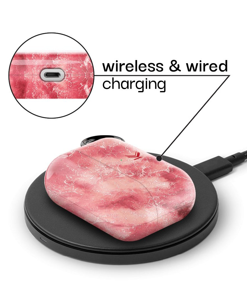 Red Omen AirPods Hülle