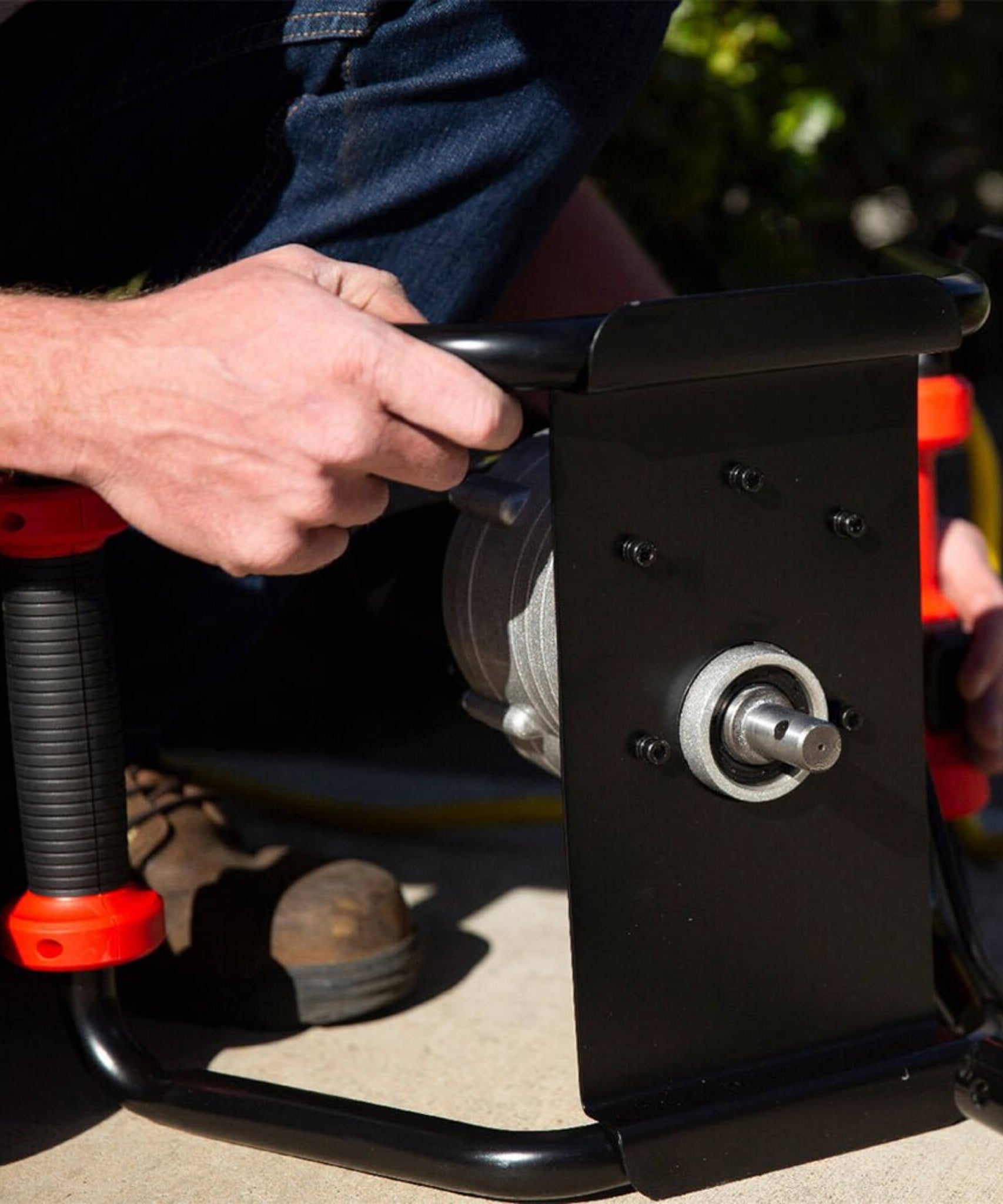 Heavy-Duty 1500W Electric Post Hole Digger Auger With 6" Auger Bit (SAK14785)