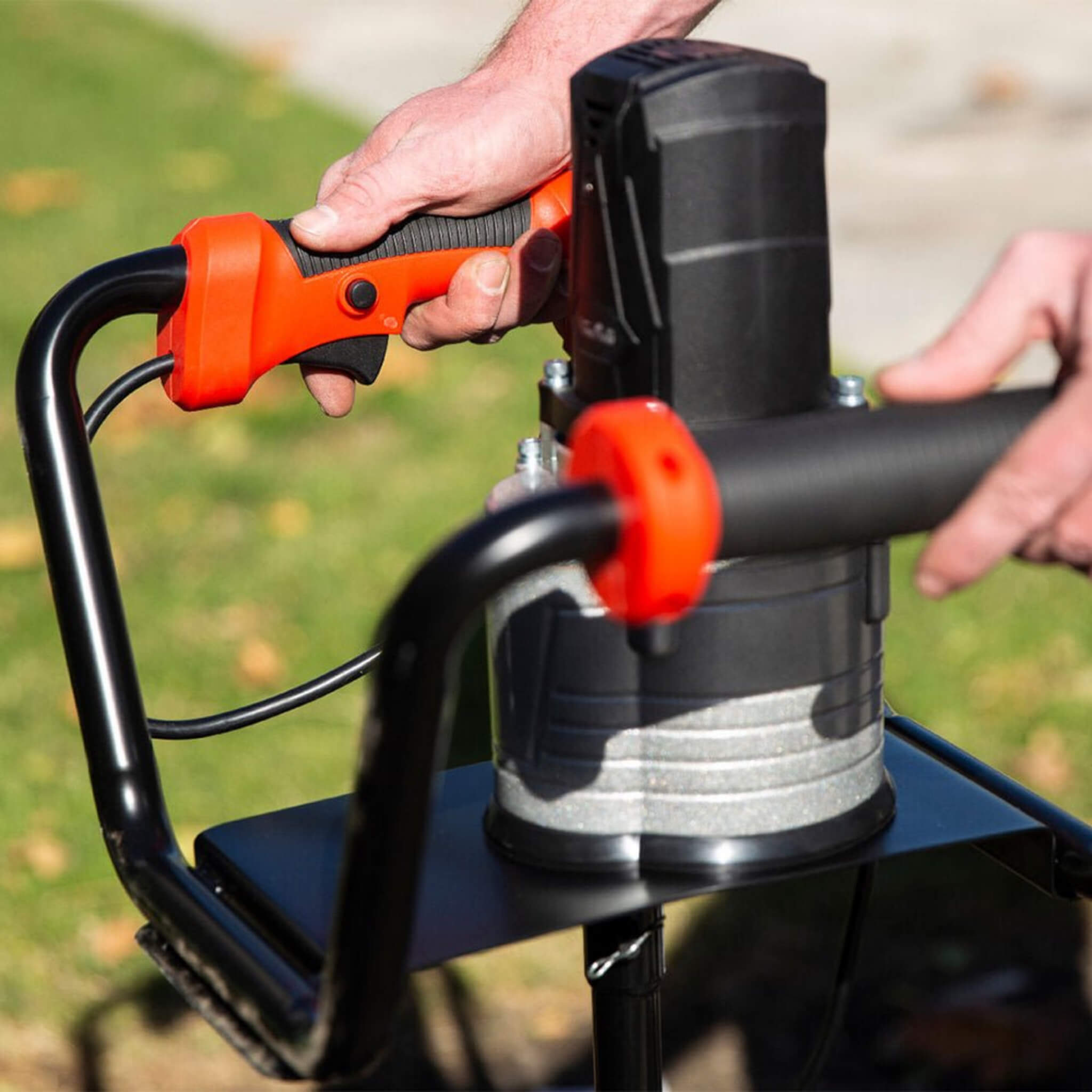 Heavy-Duty 1500W Electric Post Hole Digger Auger With 6" Auger Bit (SAK14785)