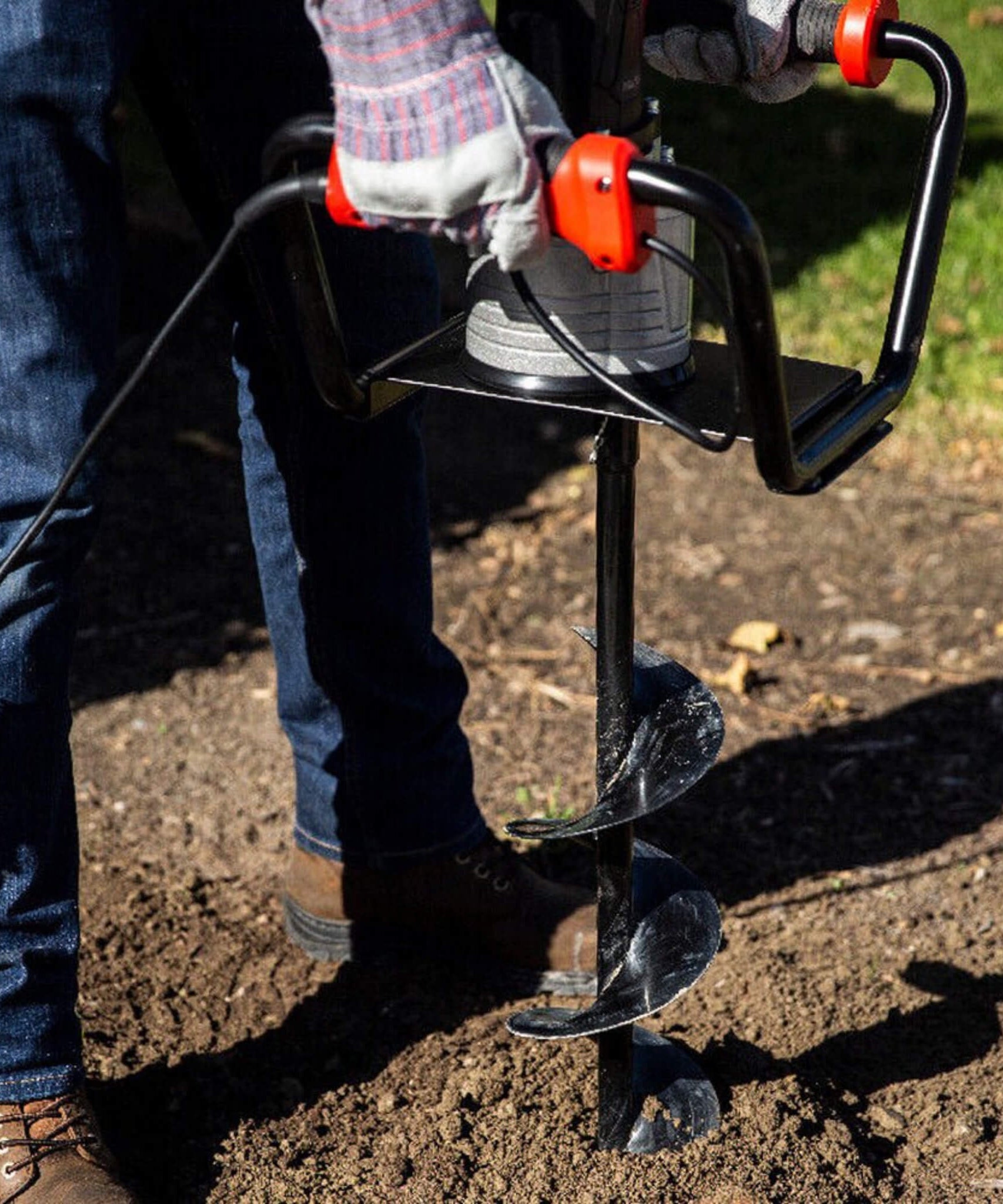 Heavy-Duty 1500W Electric Post Hole Digger Auger With 6" Auger Bit (SAK14785)