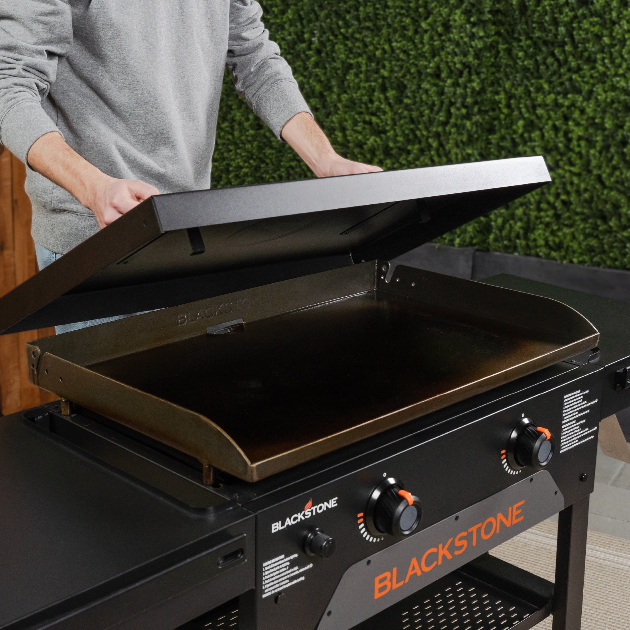 Blackstone Original28" Omnivore Griddle with Hard Cover