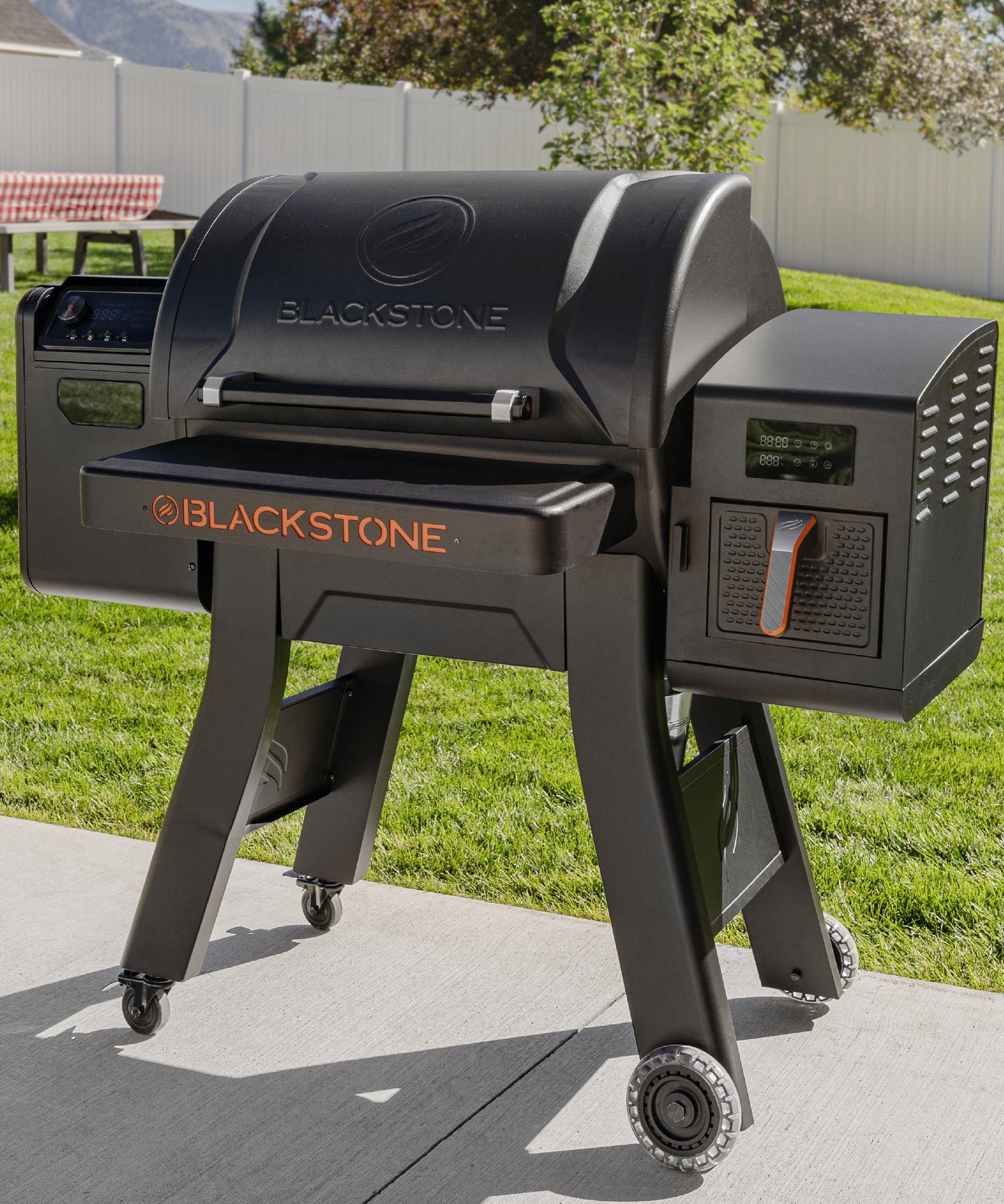 Blackstone 900 Pelletgrill-Heißluftfritteusen-Kombi