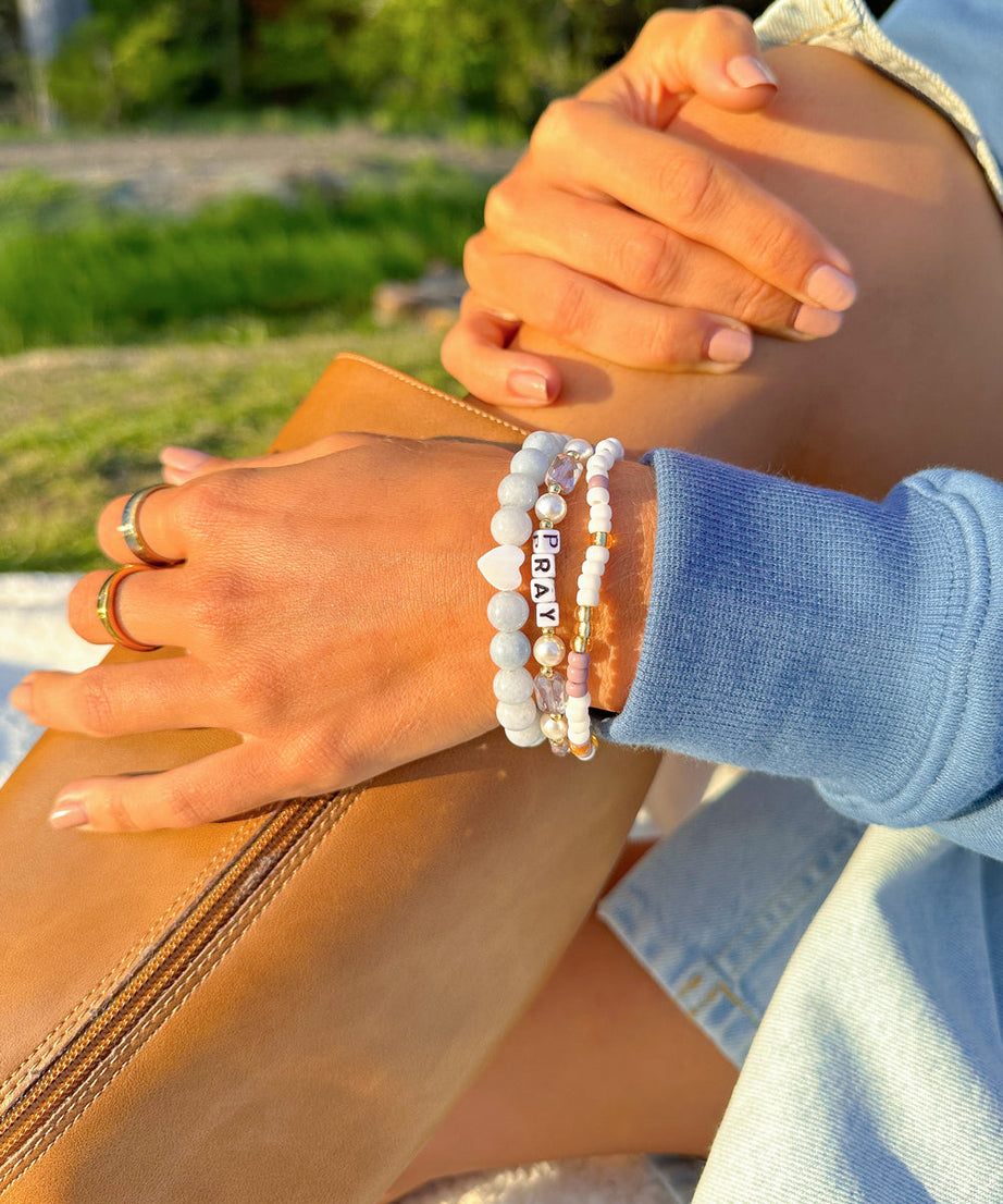 Pray Pearl Letter Bracelet