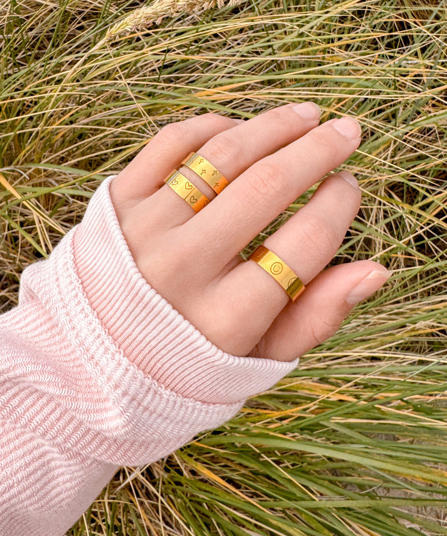 Peace Engraved Ring Set