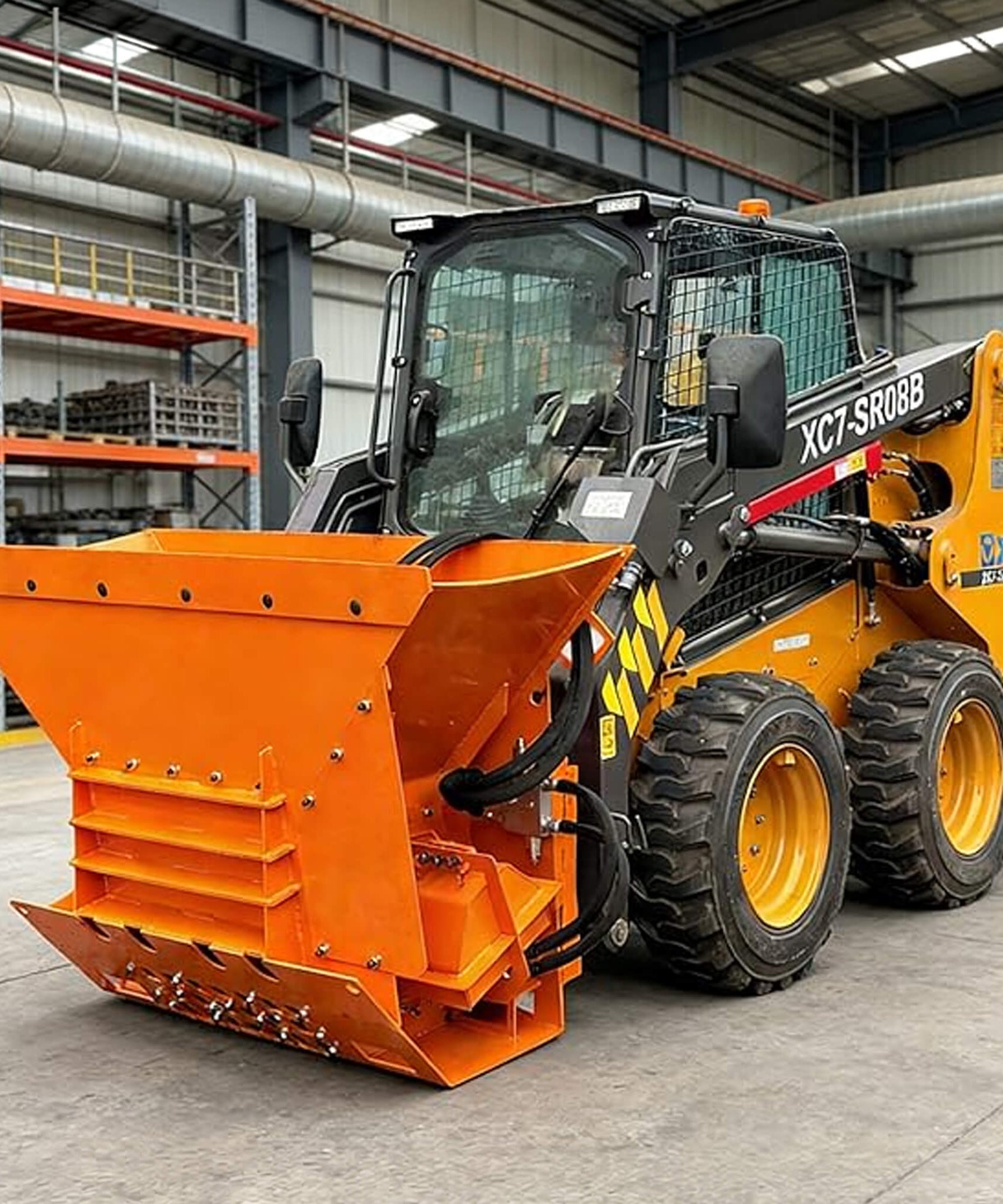 24-Inch Heavy-Duty 13.5 Cu.Ft Concrete Crusher Bucket Skid Steer Attachment (SAK10589)