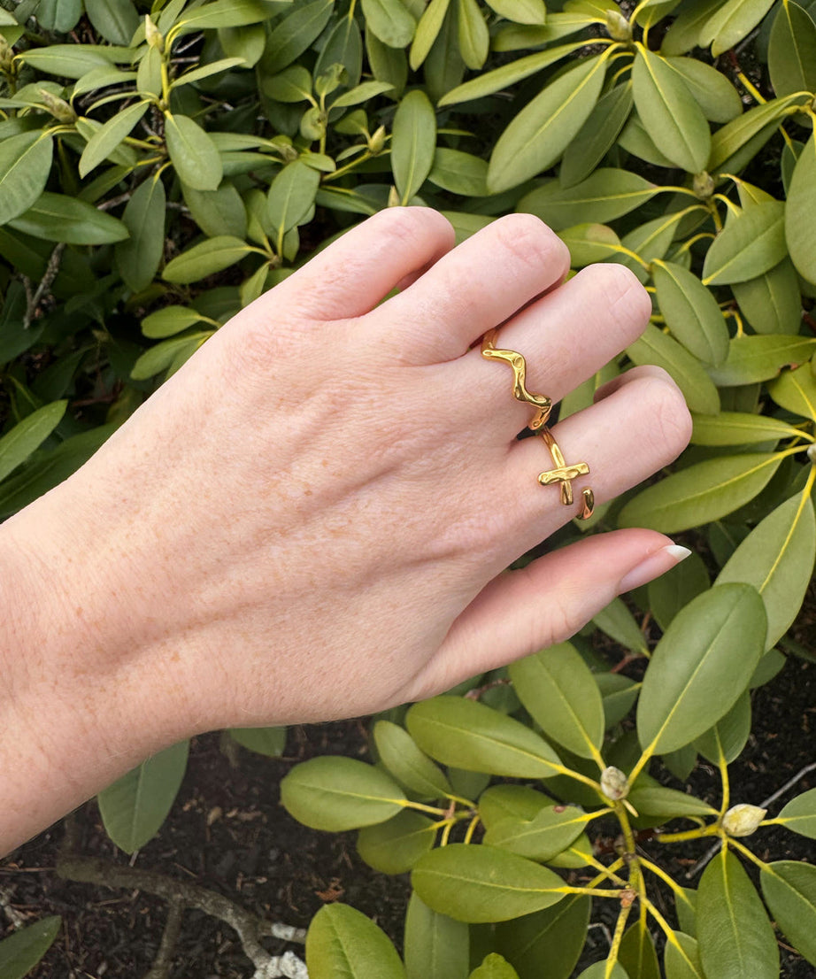 Textured Wrapped Cross Ring