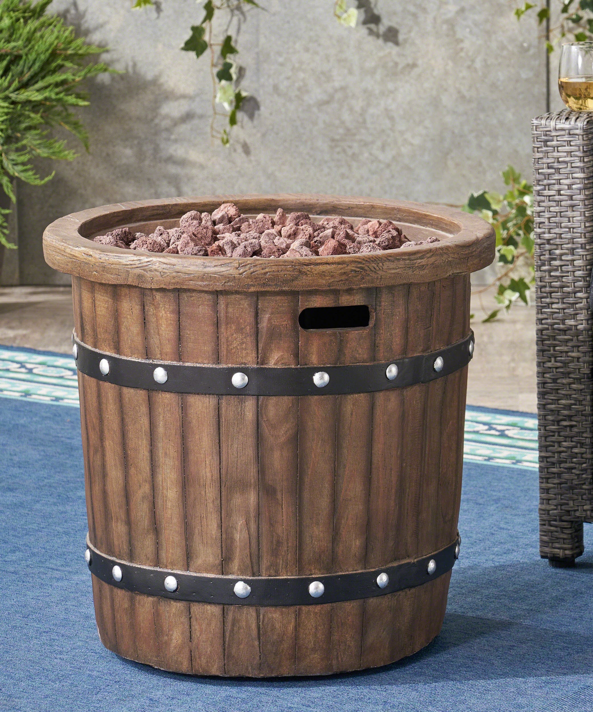 Alora 25-Inch Round 40K BTU Liquid Propance Concrete Fire Pit (SAK88764)