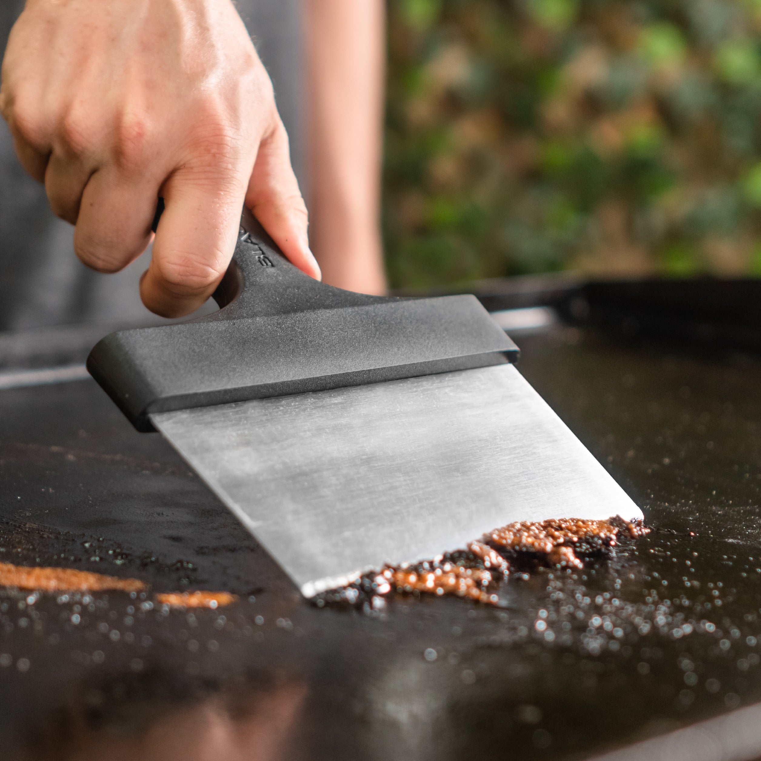 Blackstone 6" Scraper with Plastic Handle