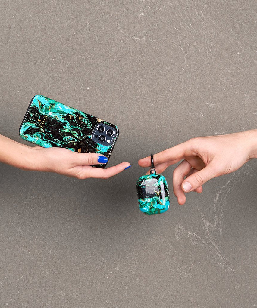 Misty Emerald AirPods-Hülle