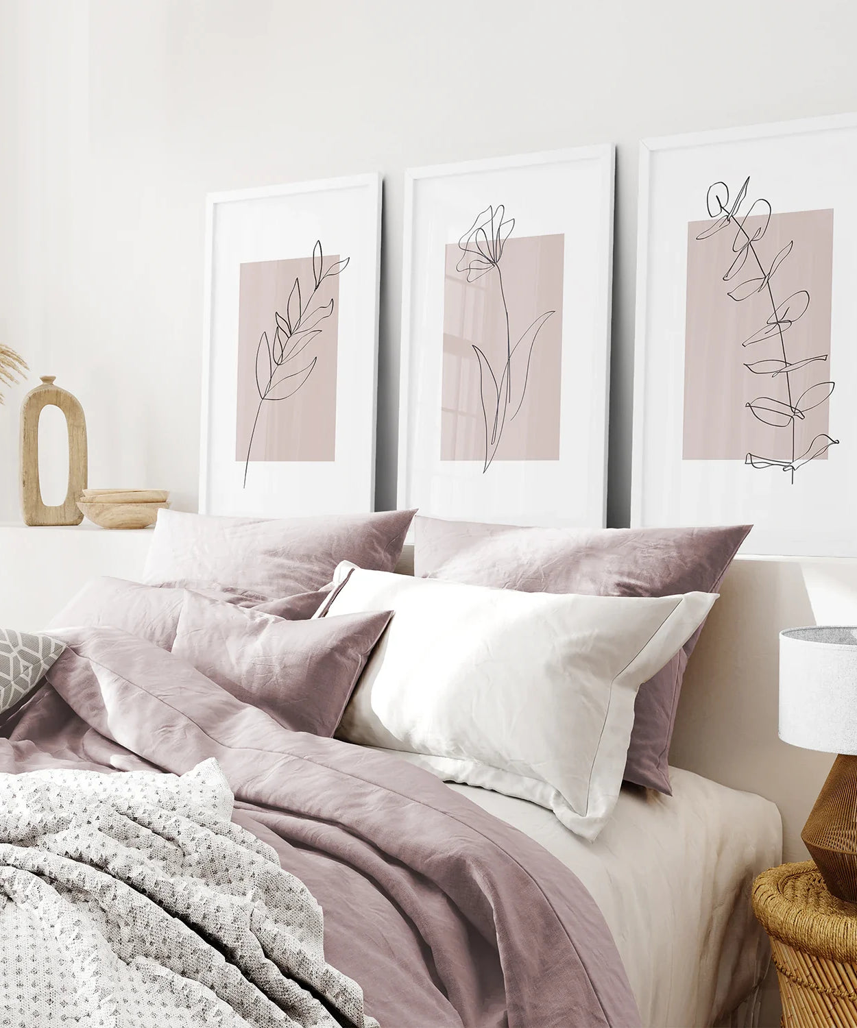 Set aus 3 botanischen Line-Art-Drucken in Rouge-Pink