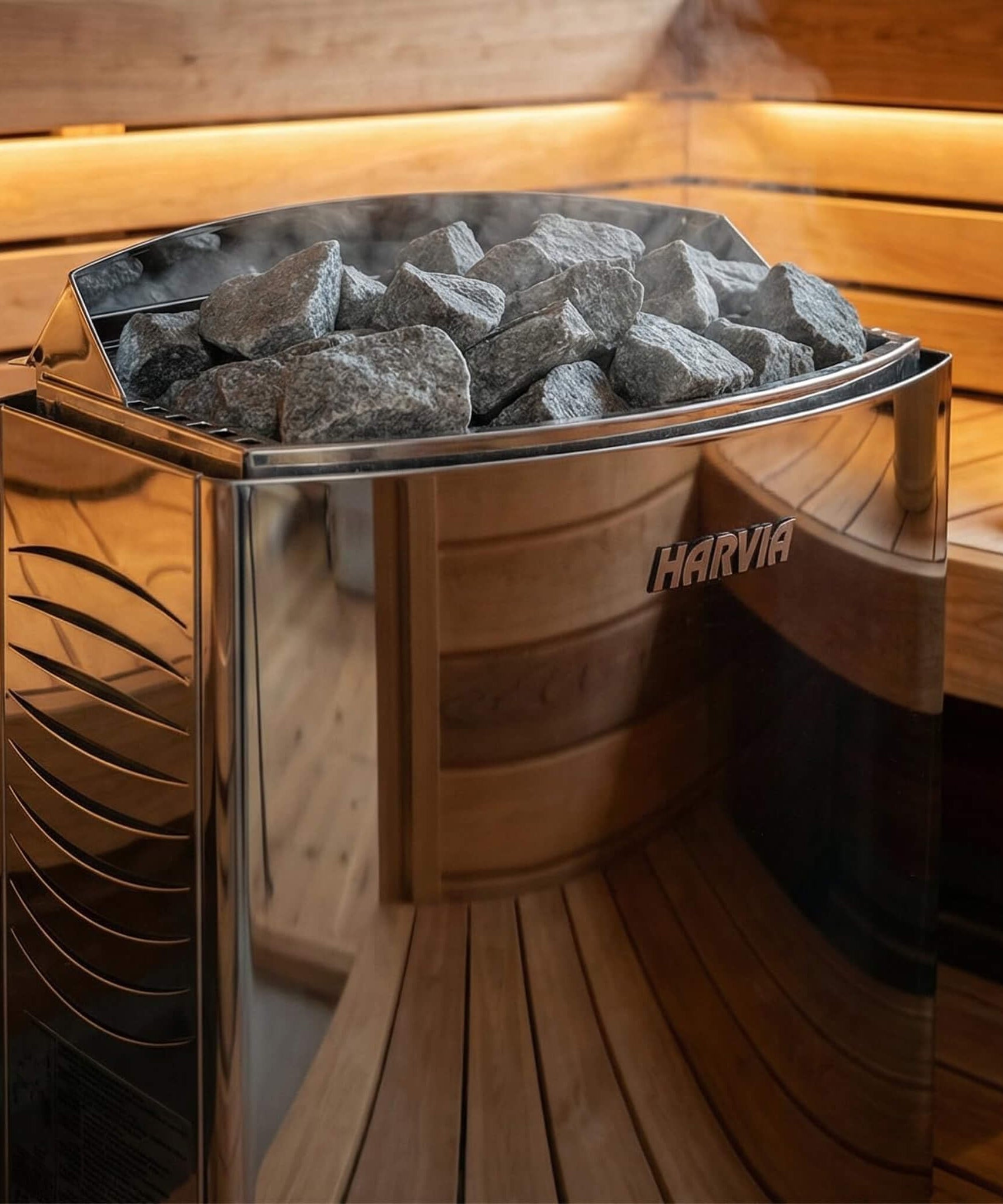 Rövia Elvaria 4-Person Indoor Canadian Red Cedar Infrared And Steam Sauna With 6KW Harvia Heater [Made-To-Order] (SAK93528)