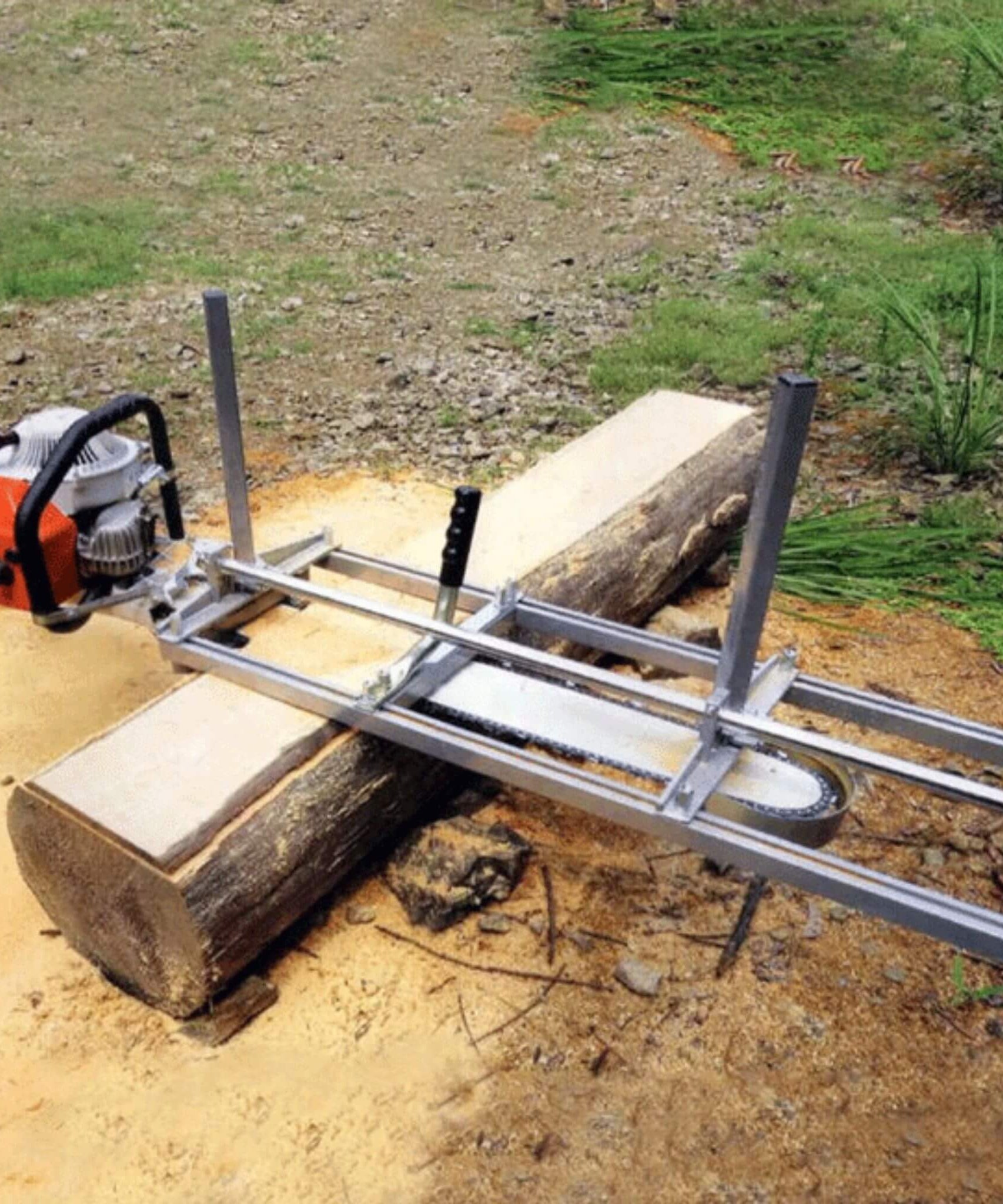 Heavy-Duty 48-Inch Adjustable Portable Home Chainsaw Lumber Mill (SAK93688)
