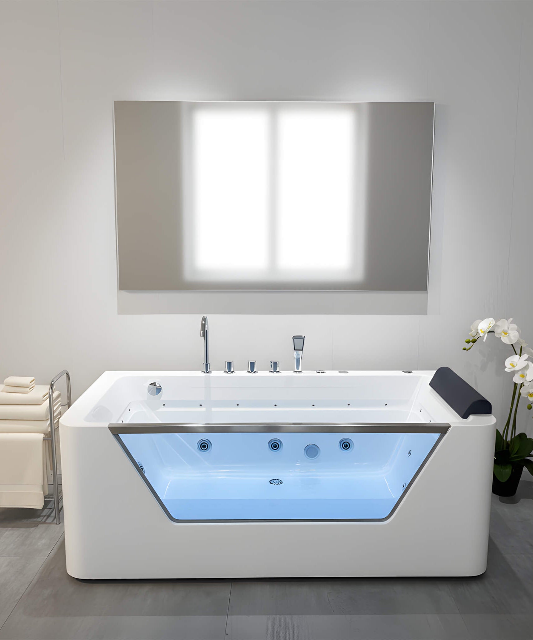 Nuvia Veloria 67-Inch 7-Jets Hydrotherapy Whirlpool Bathtub With Glass Panel (SAK25480)