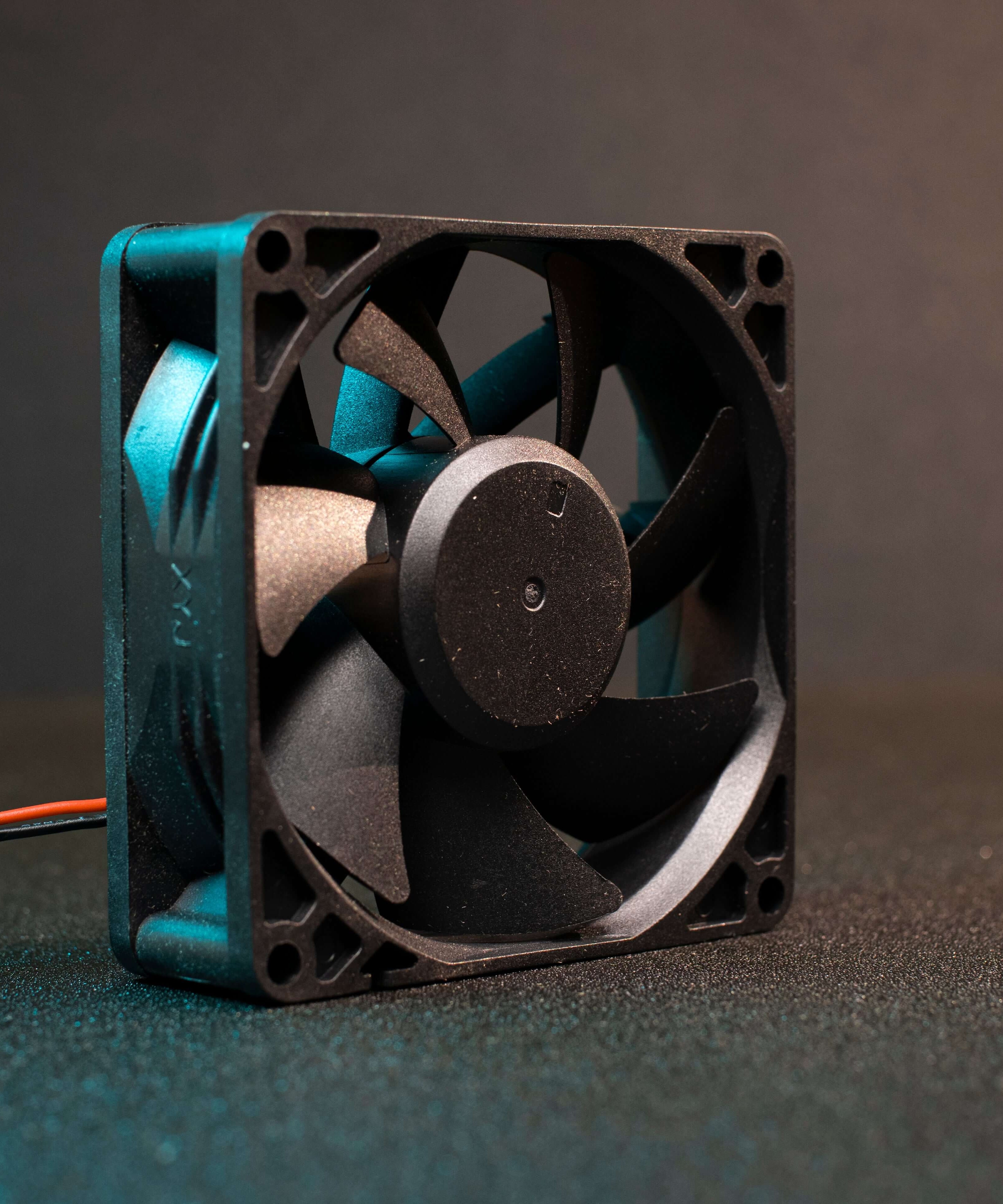 HoneyBadger Balance Series 8025 Axial Fan