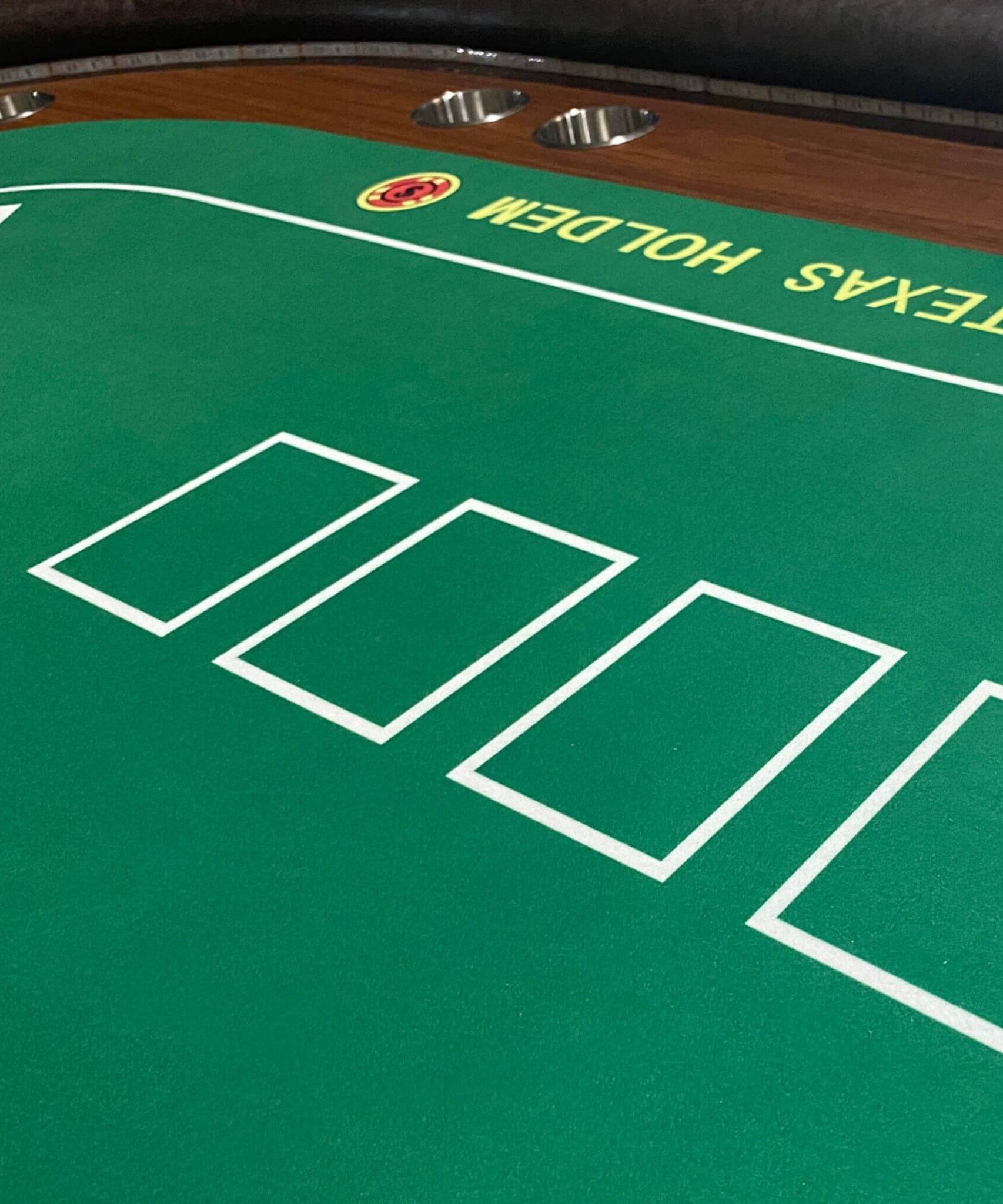 Luxury 96-Inch Gaming Table With LED Lights, Durable Velvet Surface, And Sturdy Pedestal Base (SAK92853)